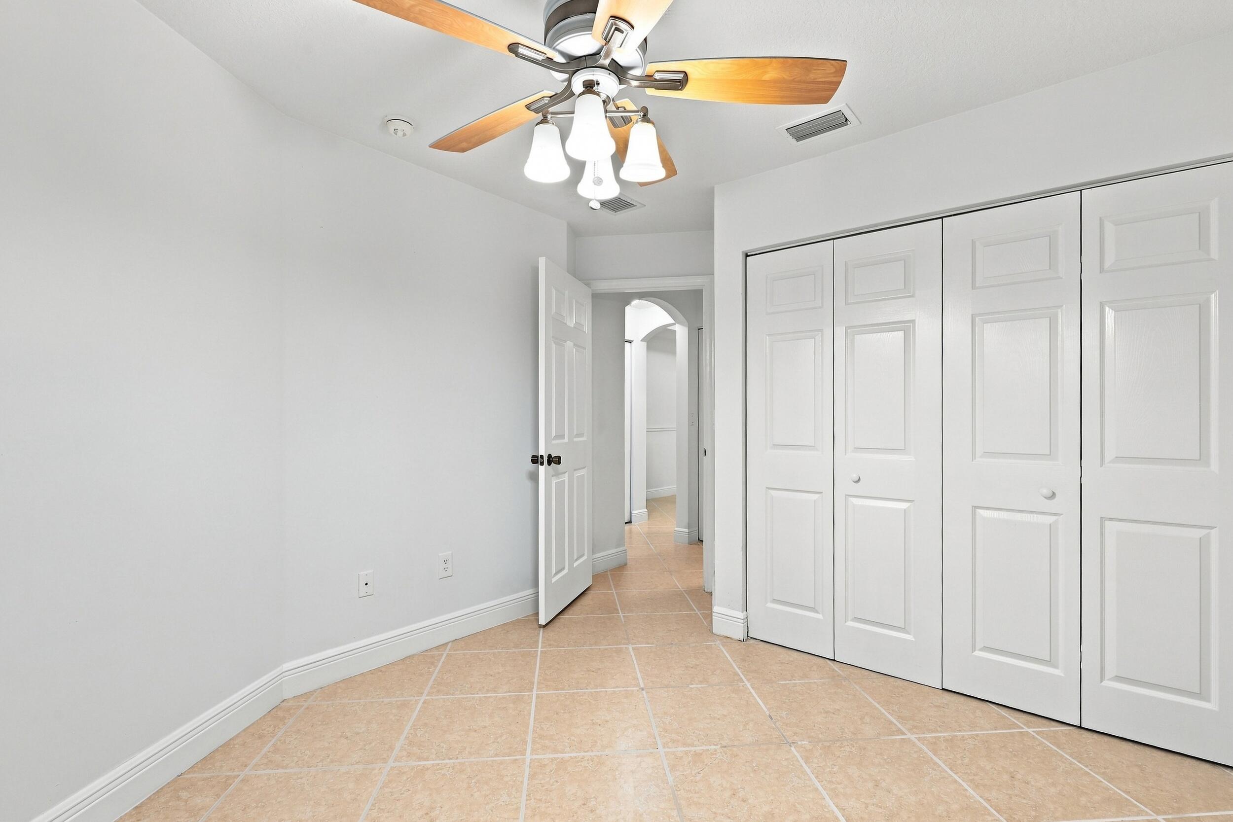 2107 Anchor Court Property Photo 32