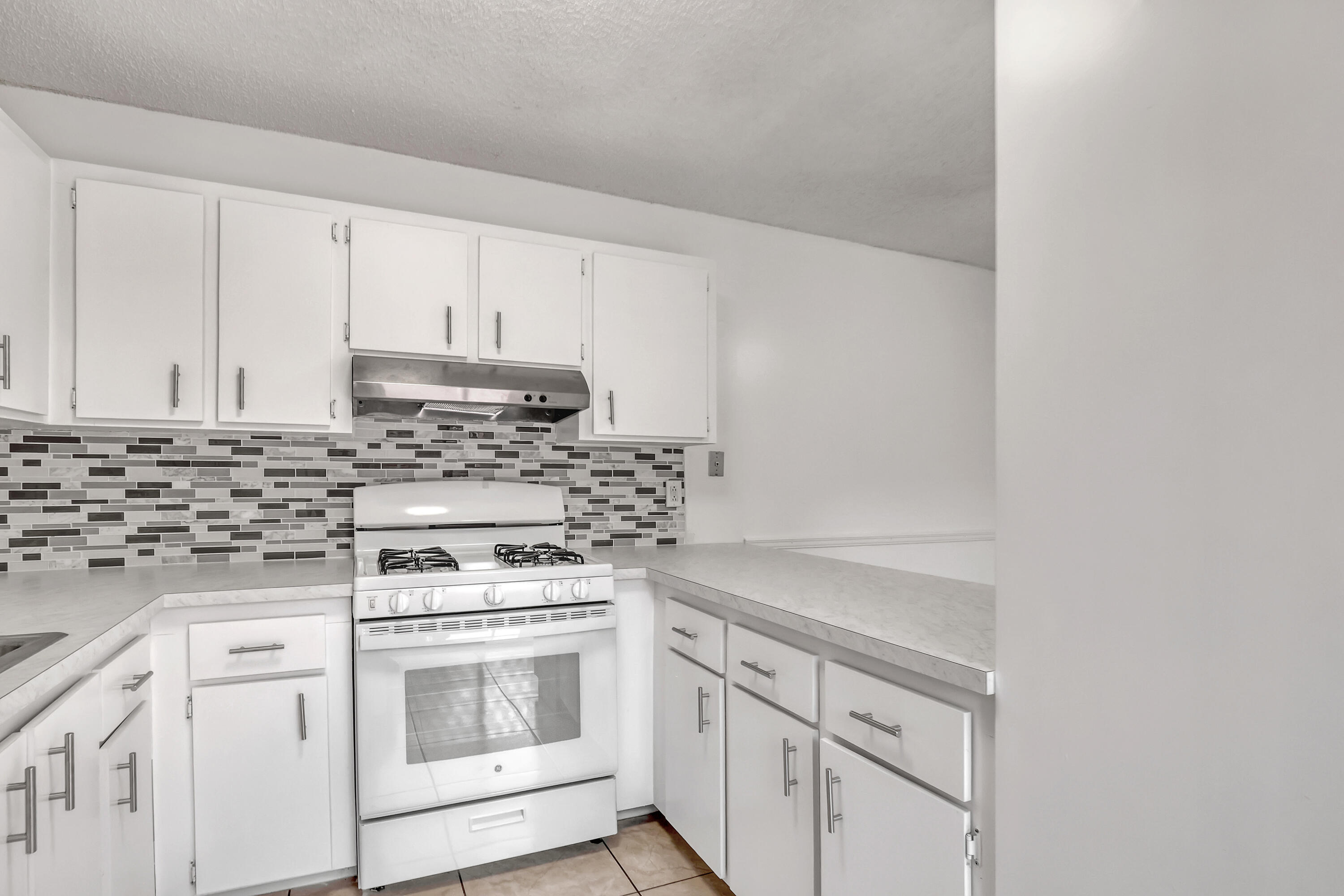 6335 Red Pine Lane A Property Photo 10