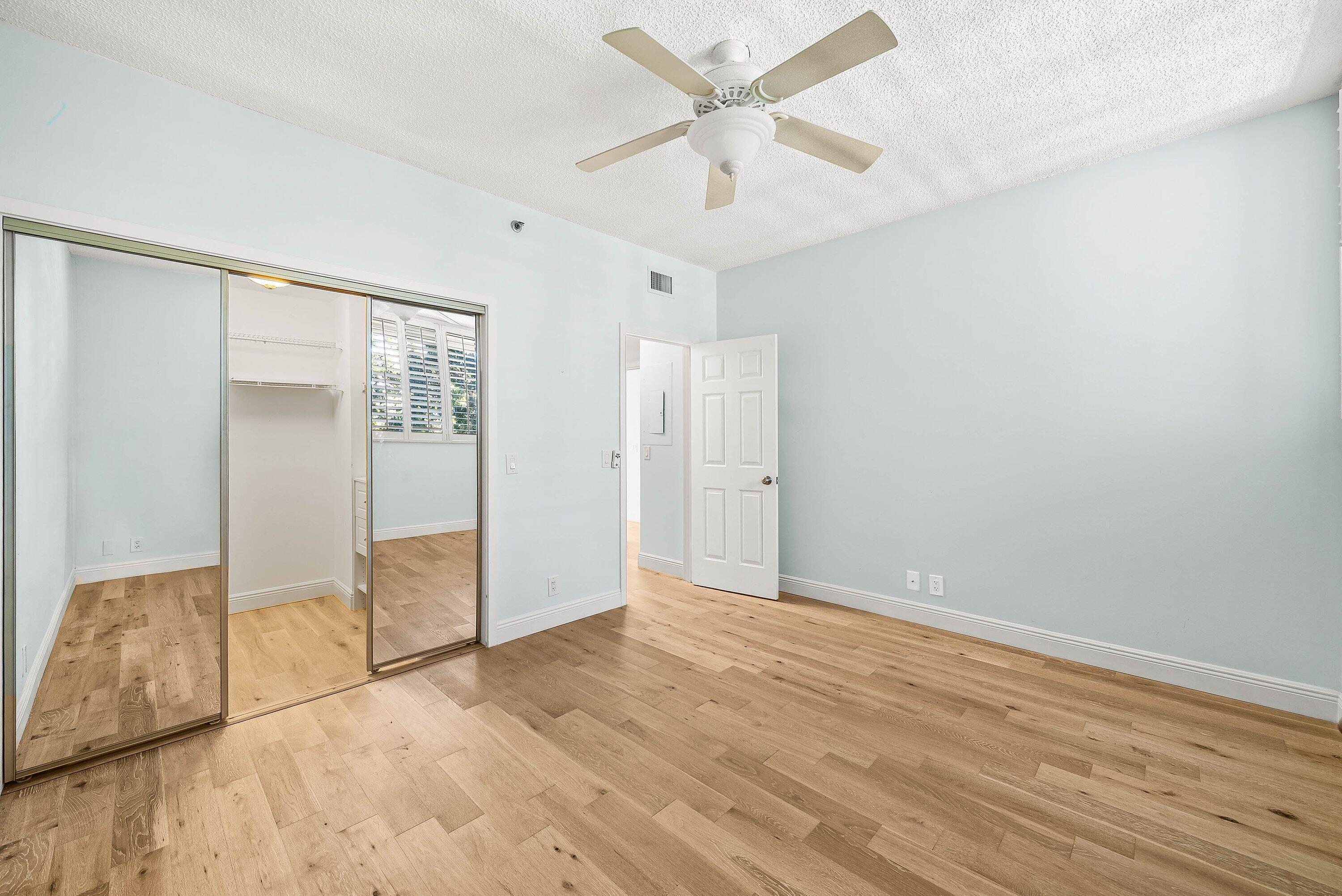 11370 Twelve Oaks Way 418 Property Photo 22