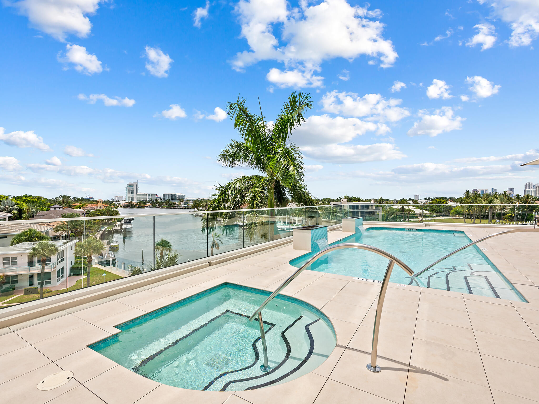 3055 Harbor Drive 1603 Property Photo 4