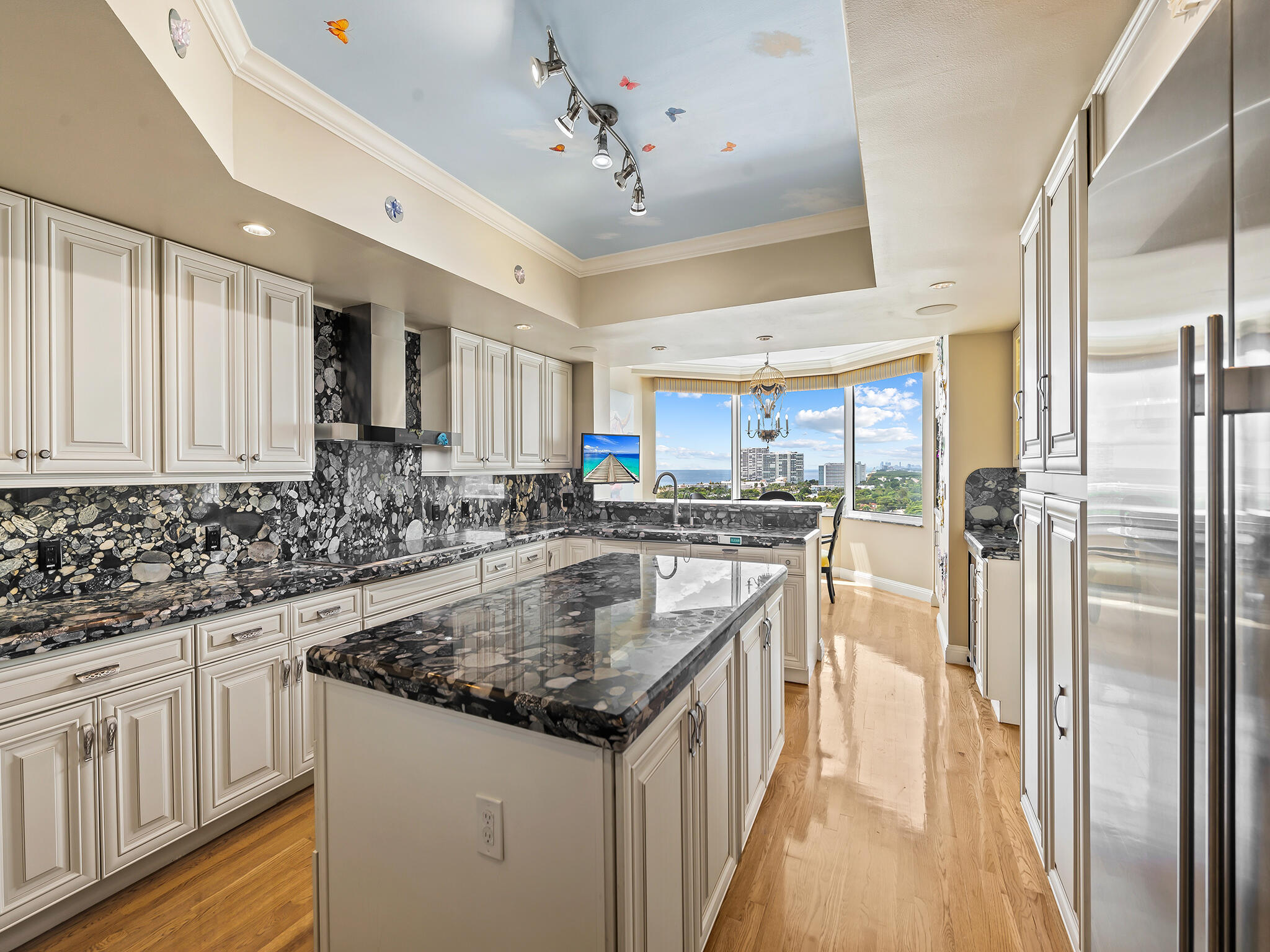3055 Harbor Drive 1603 Property Photo 14