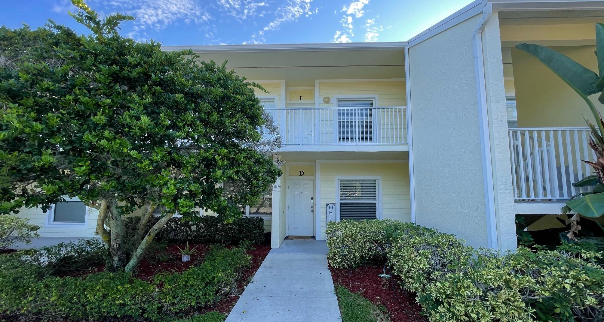 4240 Gator Trace Avenue Unit I Property Photo 2