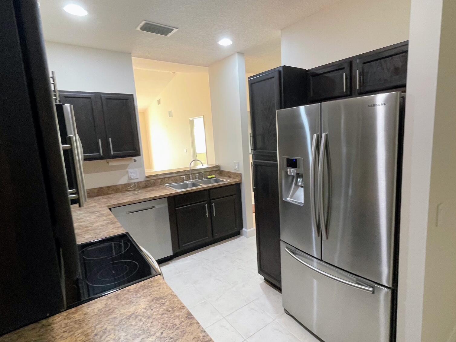 4240 Gator Trace Avenue Unit I Property Photo 5