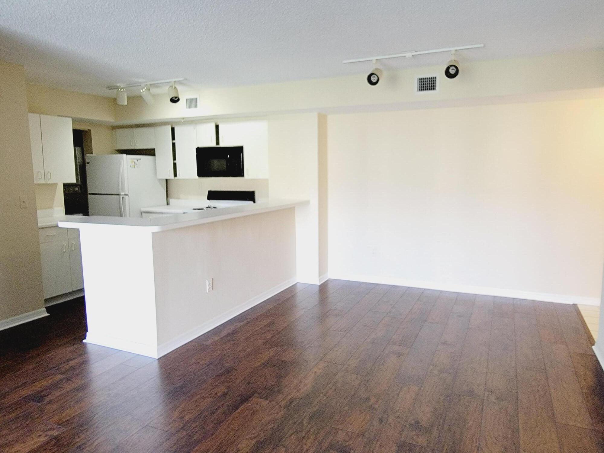 2640 S University Drive 222 Property Photo 5