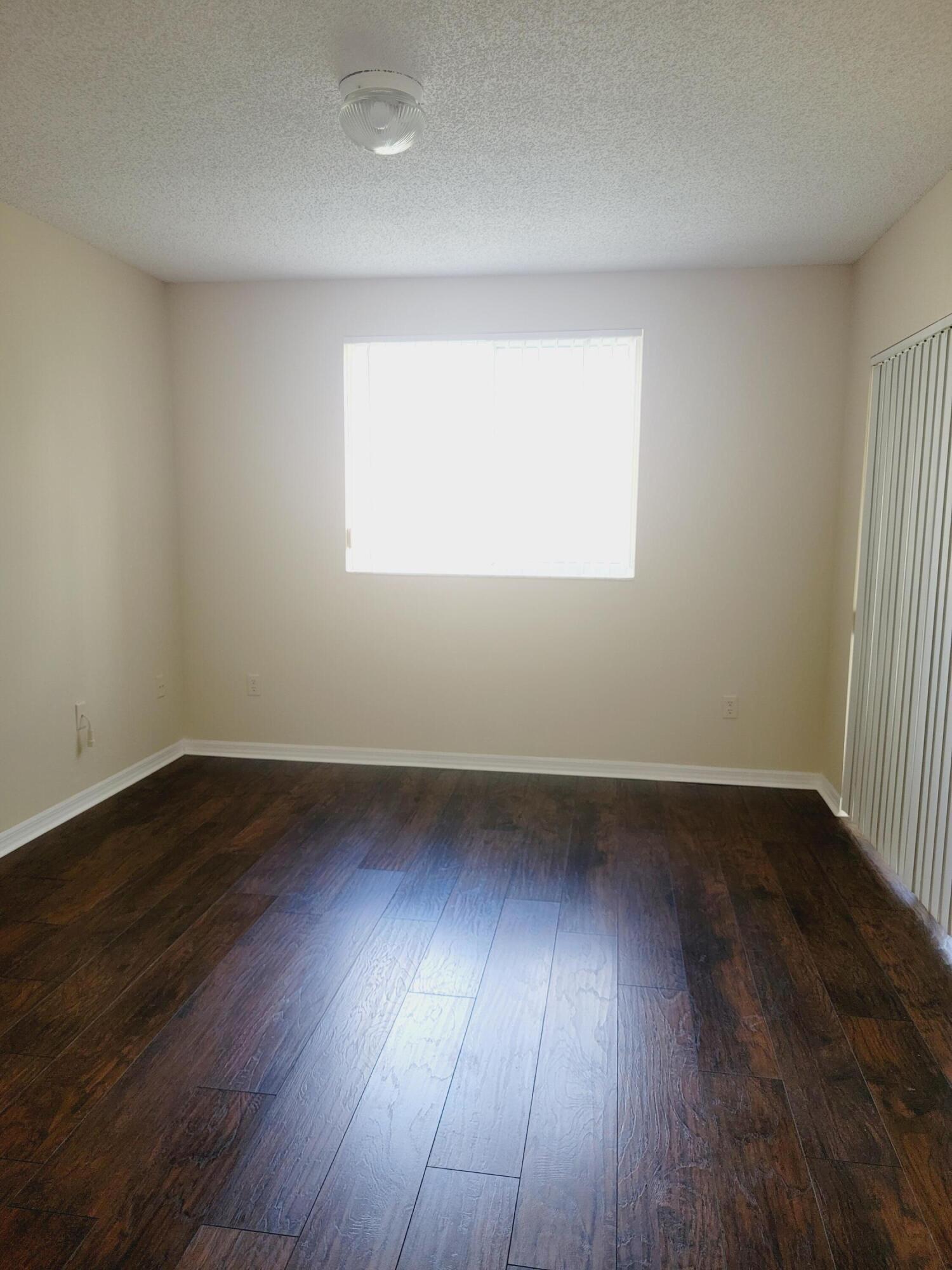 2640 S University Drive 222 Property Photo 8