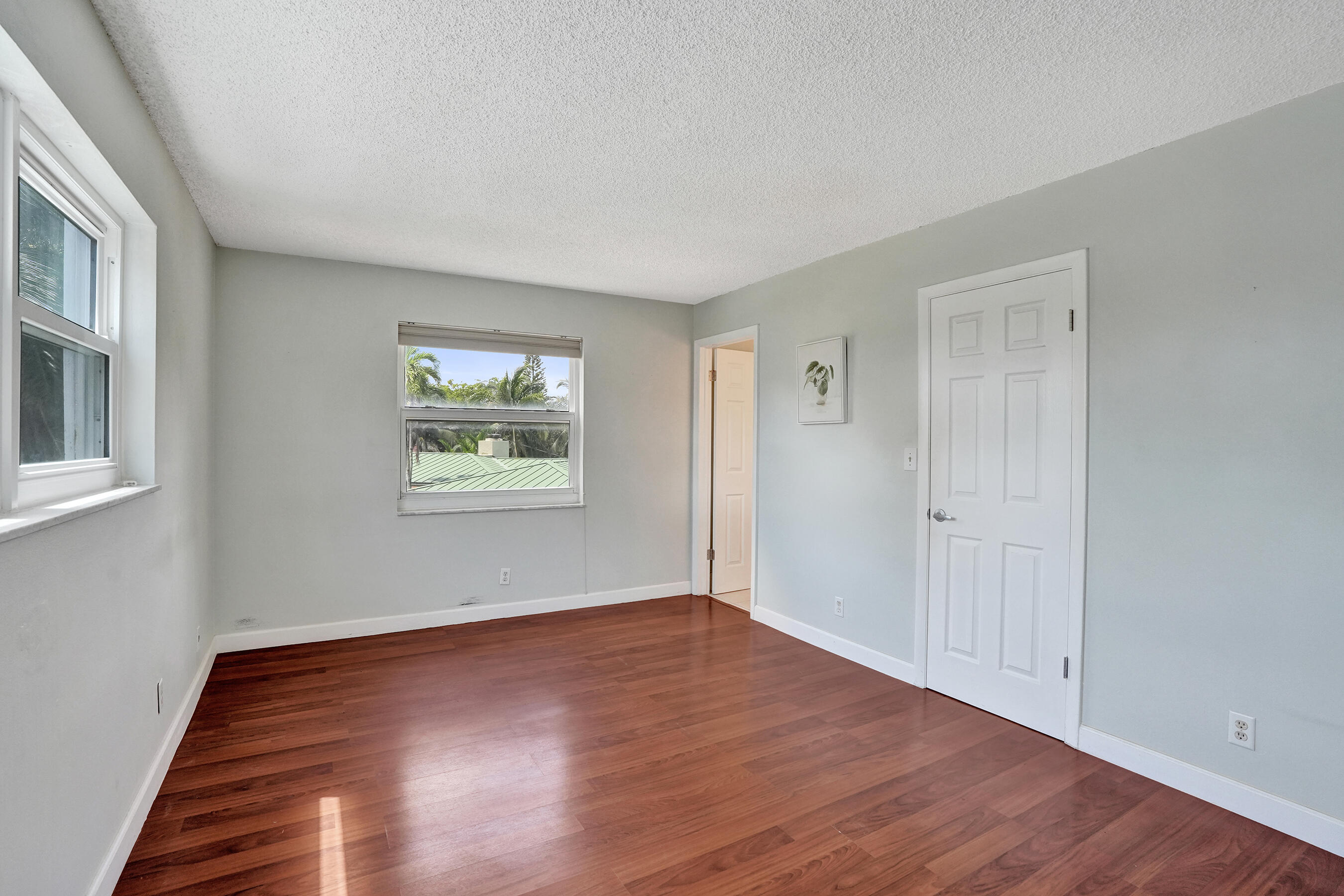 5911 Ne 14th Lane 201s Property Photo 16