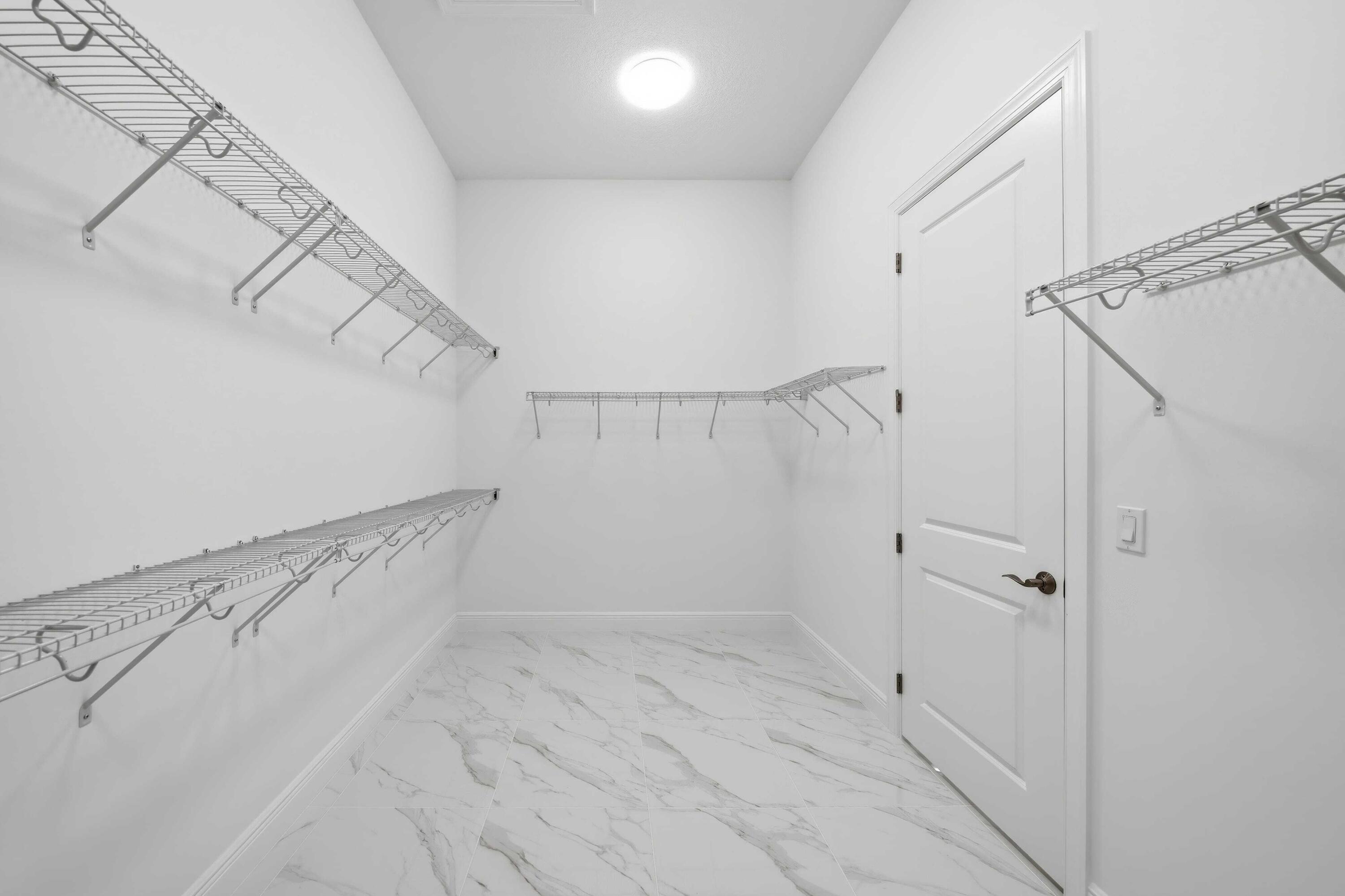 5374 Saint Armands Way Property Photo 18