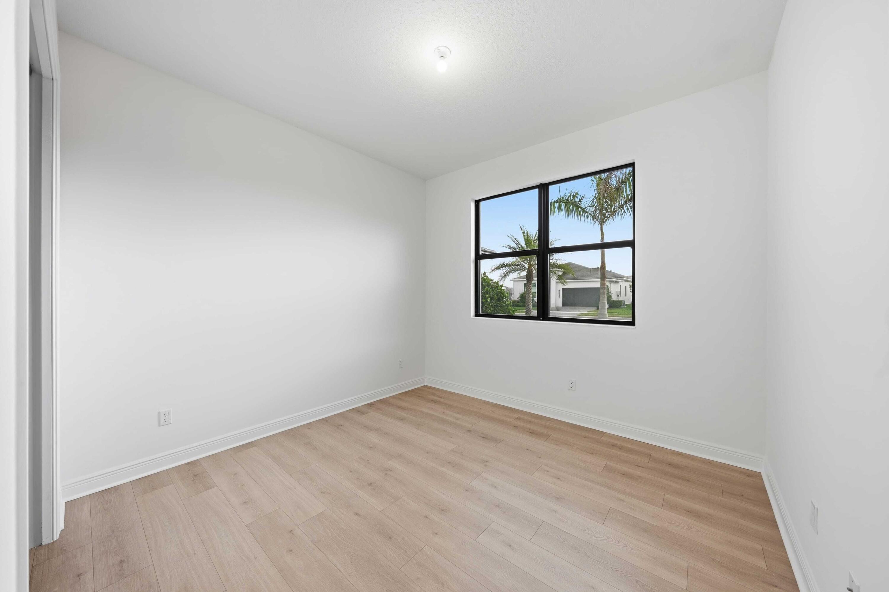 5374 Saint Armands Way Property Photo 21