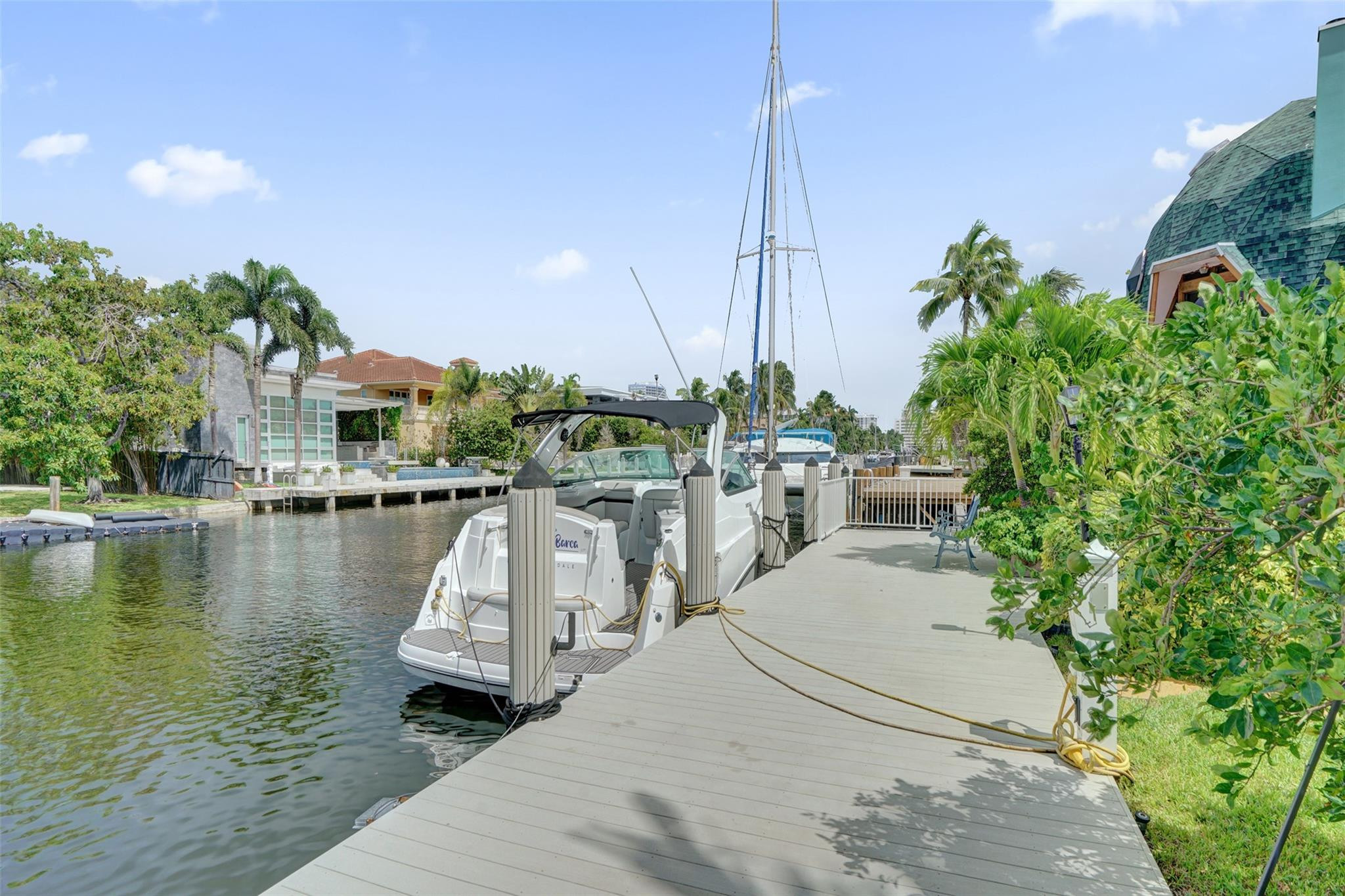 2427 Sea Island Drive Property Photo 5