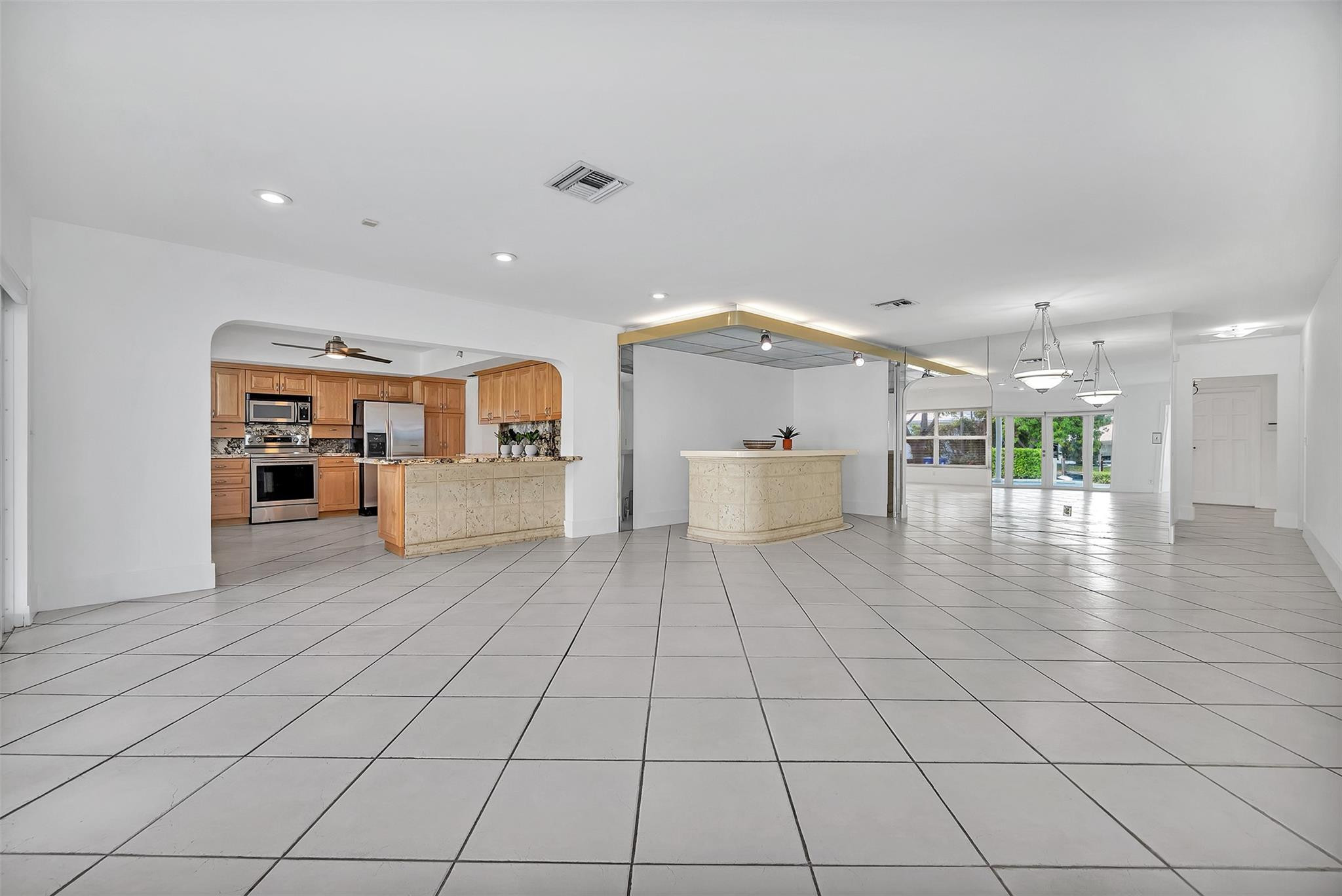 2427 Sea Island Drive Property Photo 20