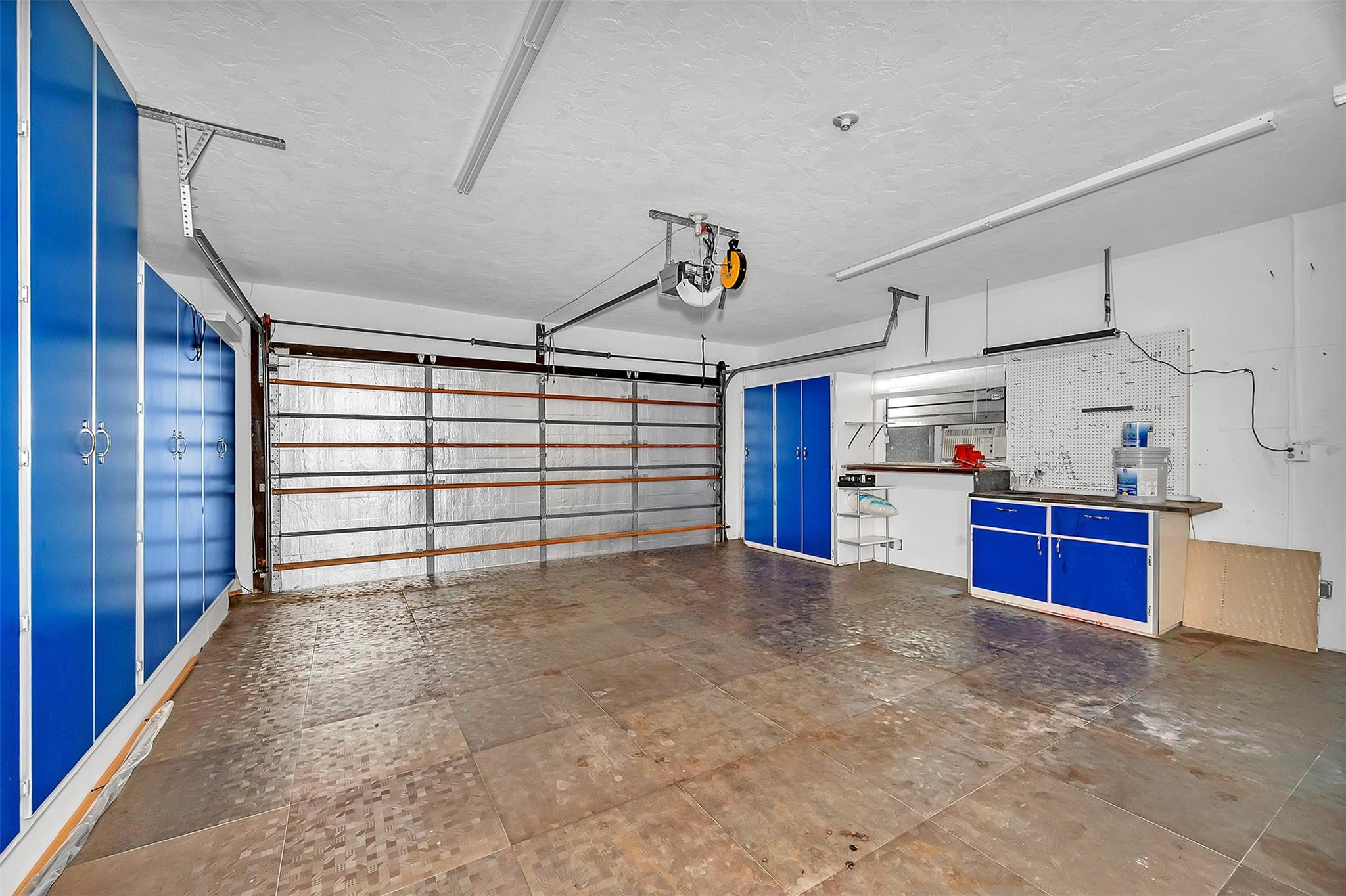 2427 Sea Island Drive Property Photo 35