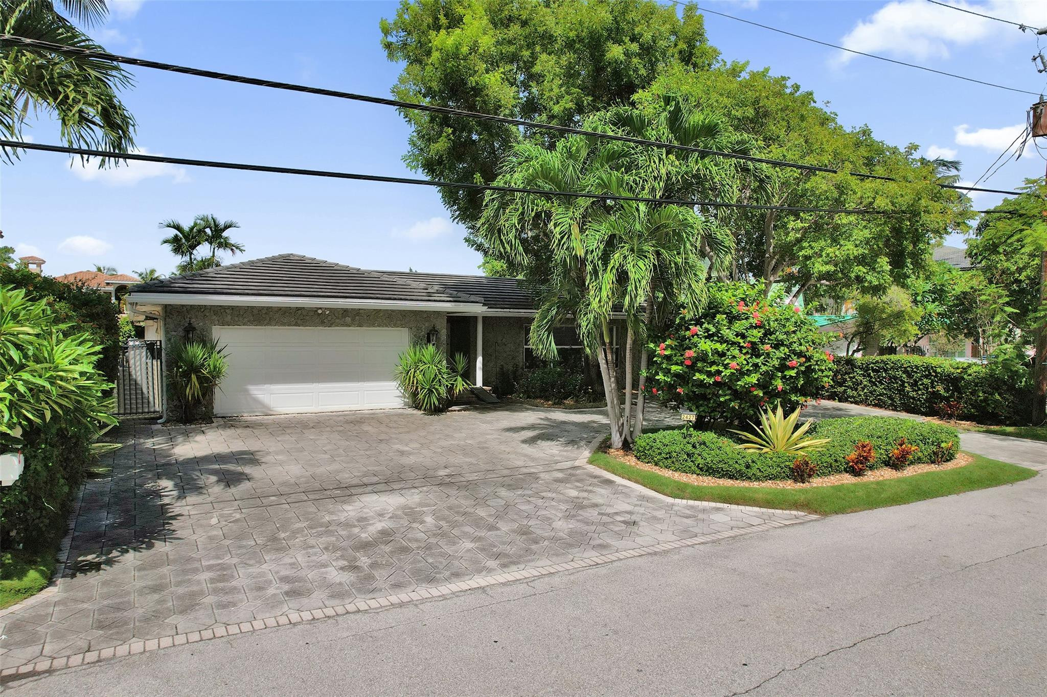 2427 Sea Island Drive Property Photo 42