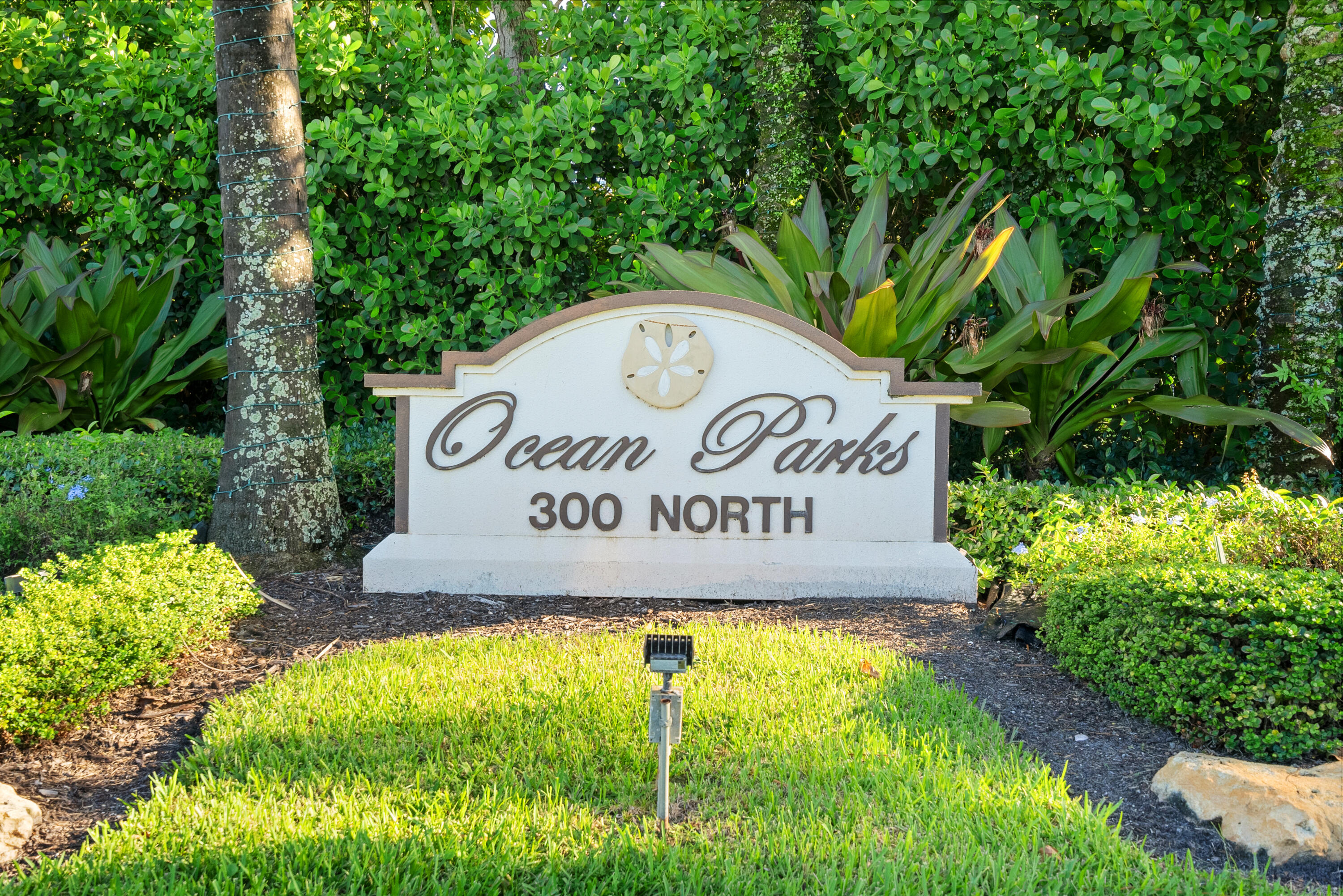 300 N Highway A1a 101m Property Photo 2