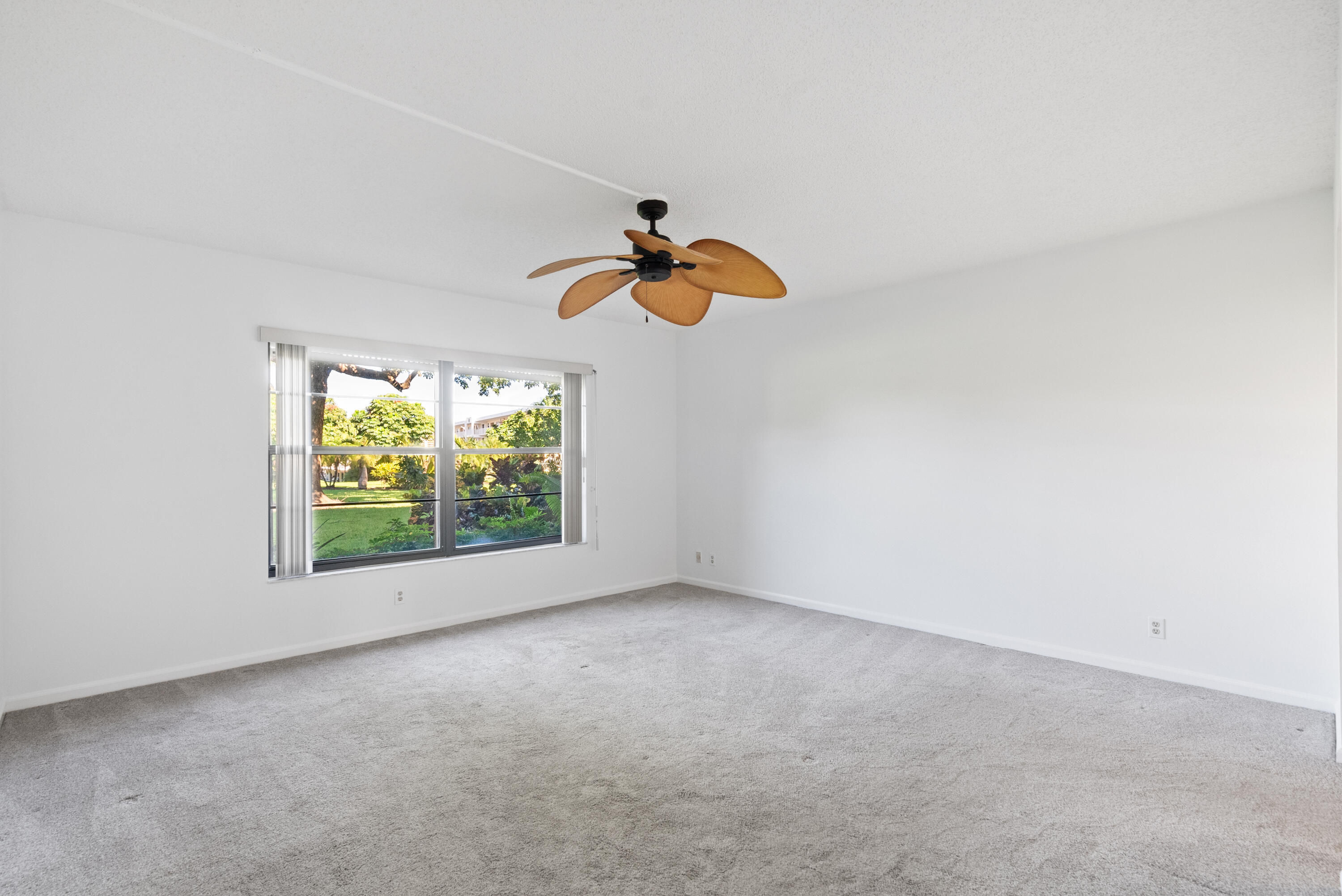 300 N Highway A1a 101m Property Photo 11