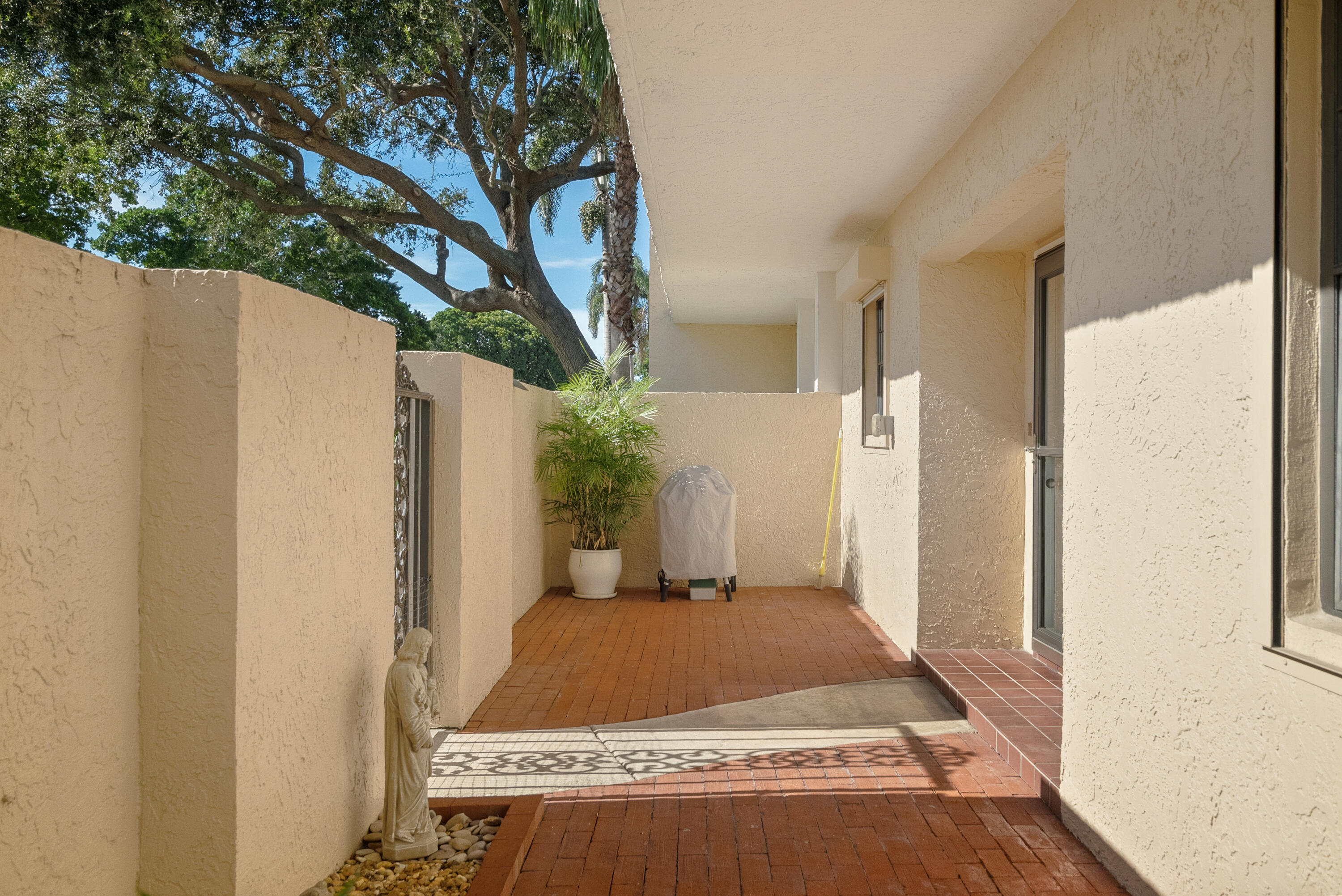 300 N Highway A1a 101m Property Photo 25