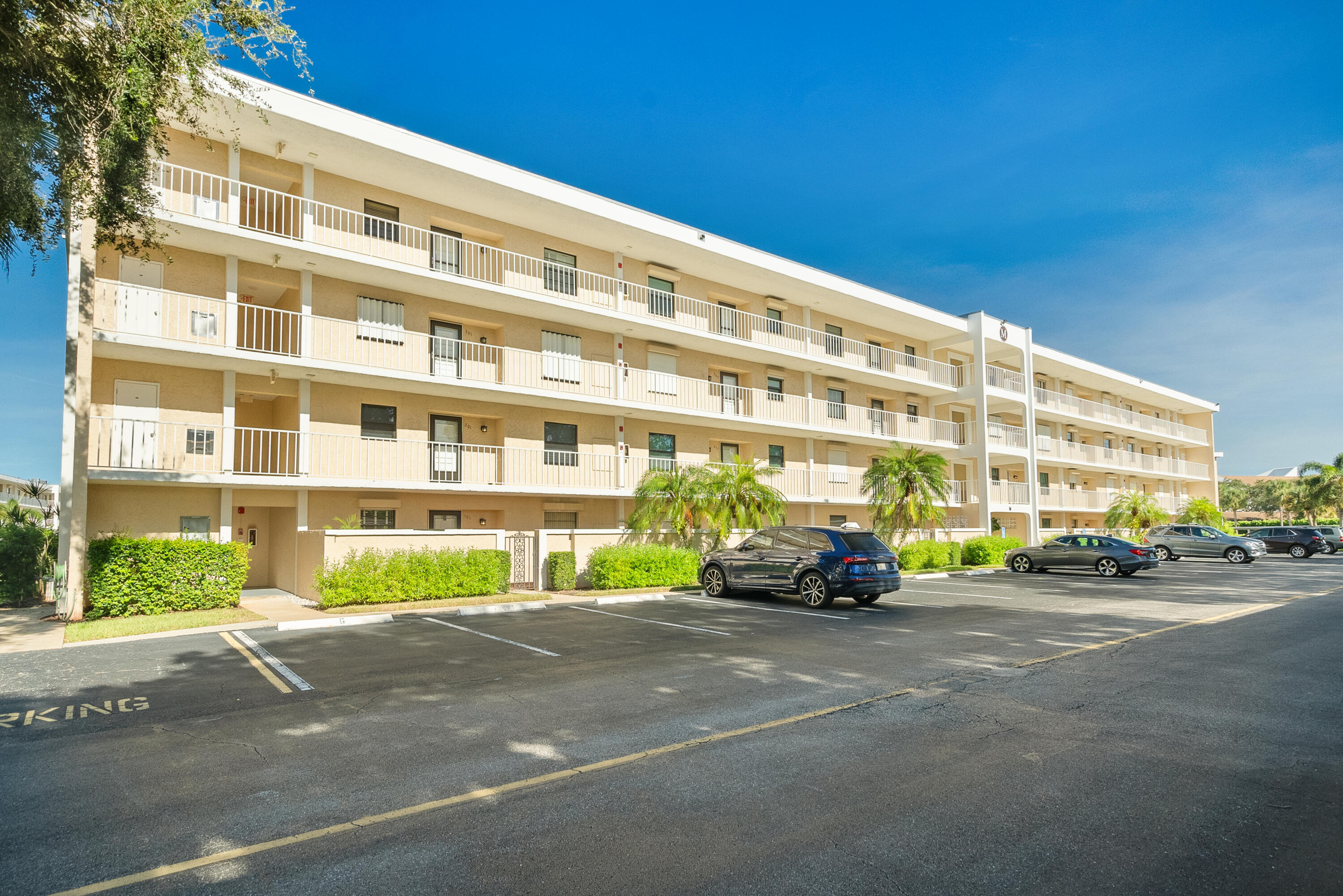 300 N Highway A1a 101m Property Photo 26