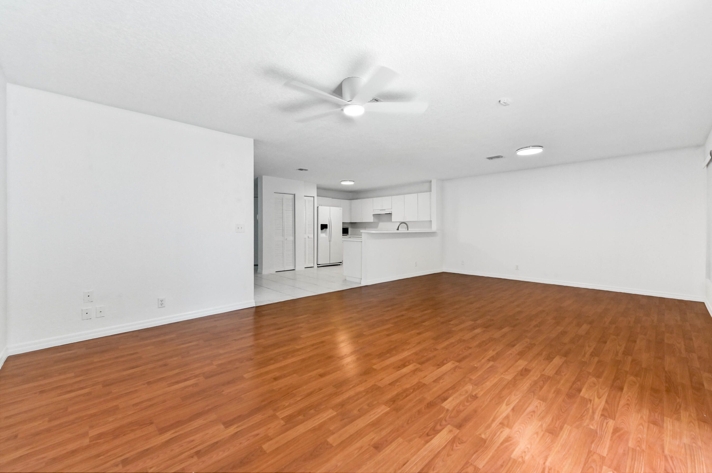 4268 Pine Hollow Circle Property Photo 12
