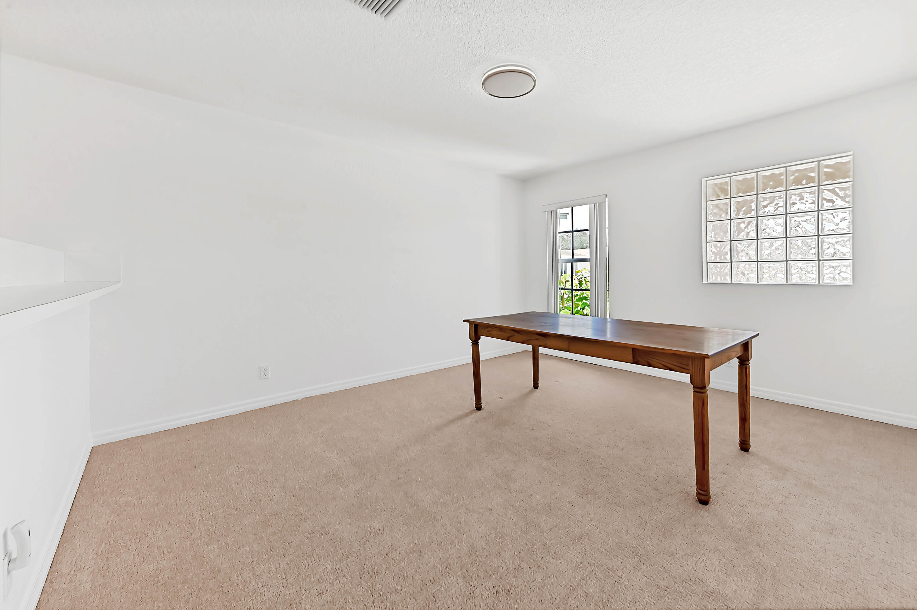 4268 Pine Hollow Circle Property Photo 16