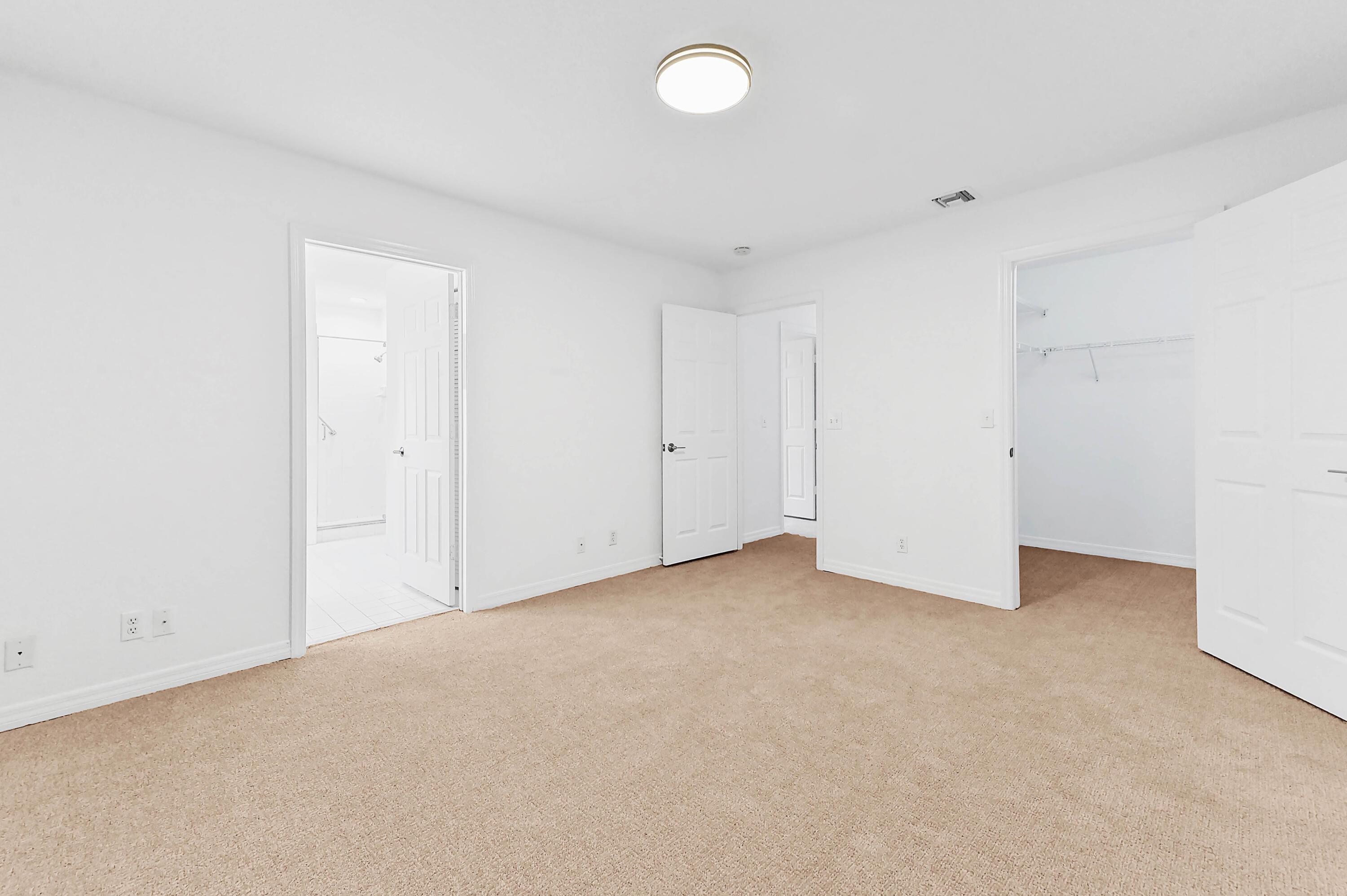 4268 Pine Hollow Circle Property Photo 19