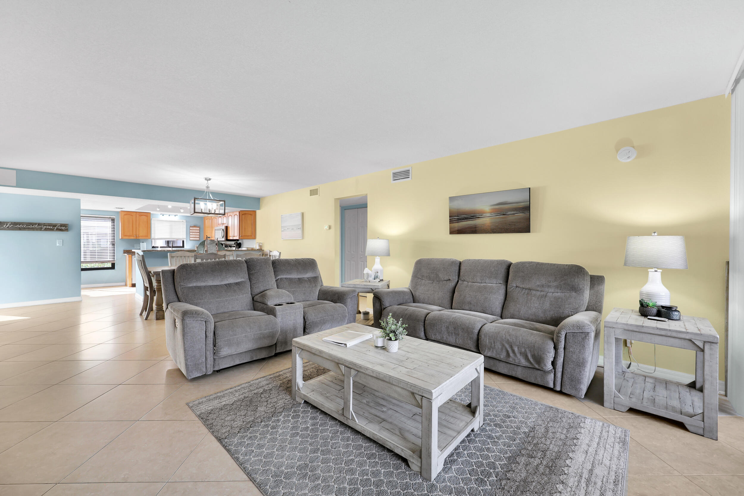 2400 S Ocean Drive 2215 Property Photo 6