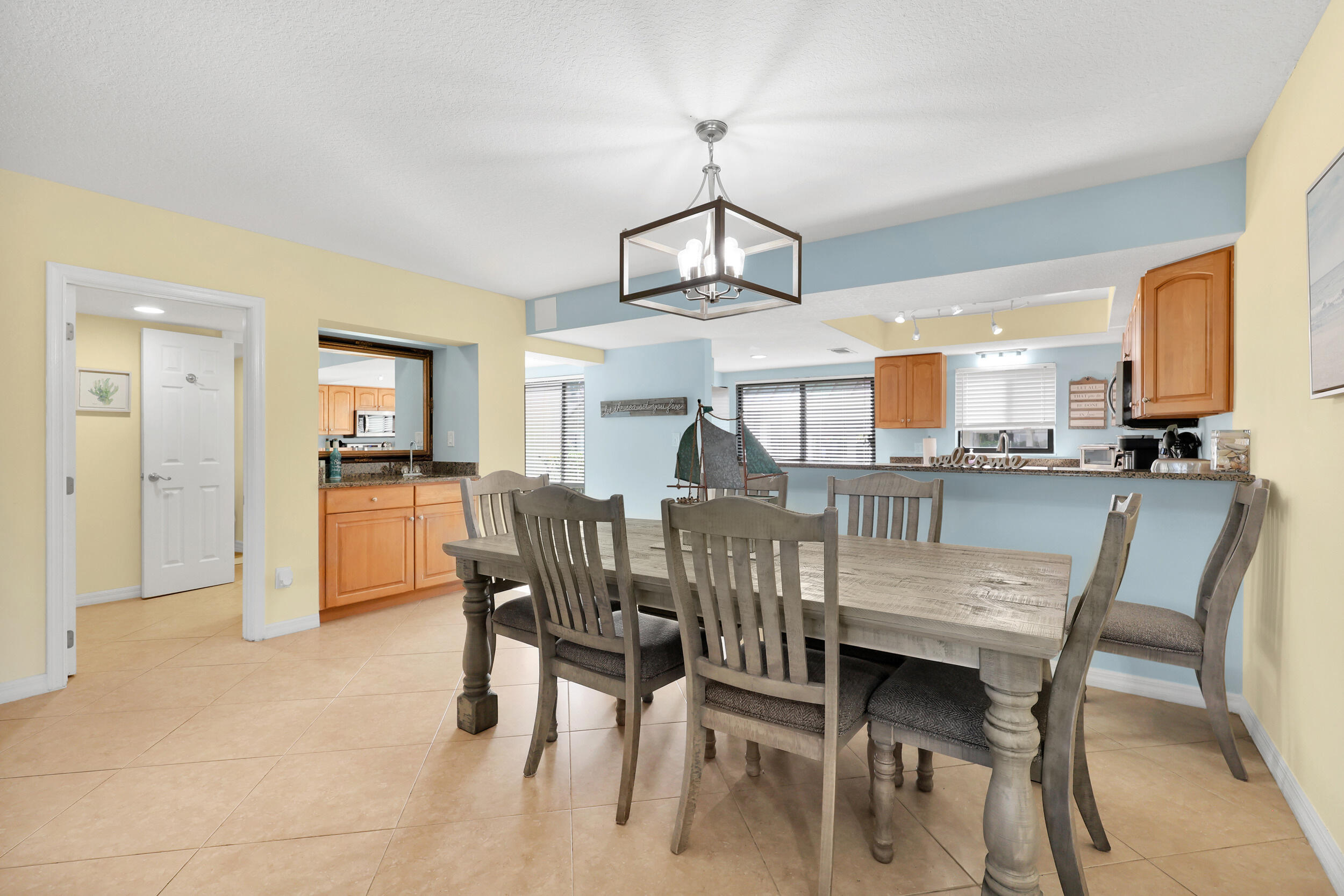 2400 S Ocean Drive 2215 Property Photo 7