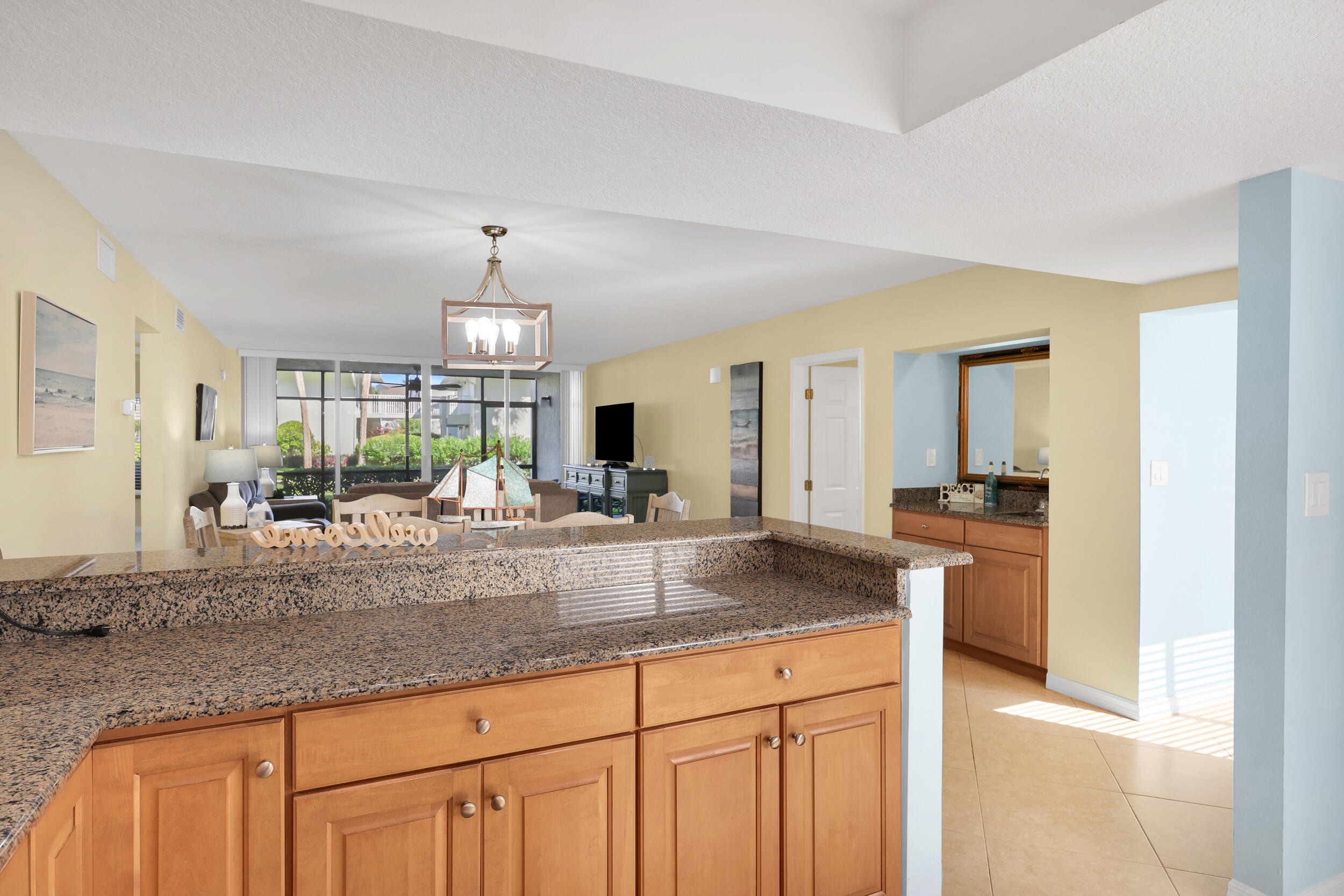 2400 S Ocean Drive 2215 Property Photo 13