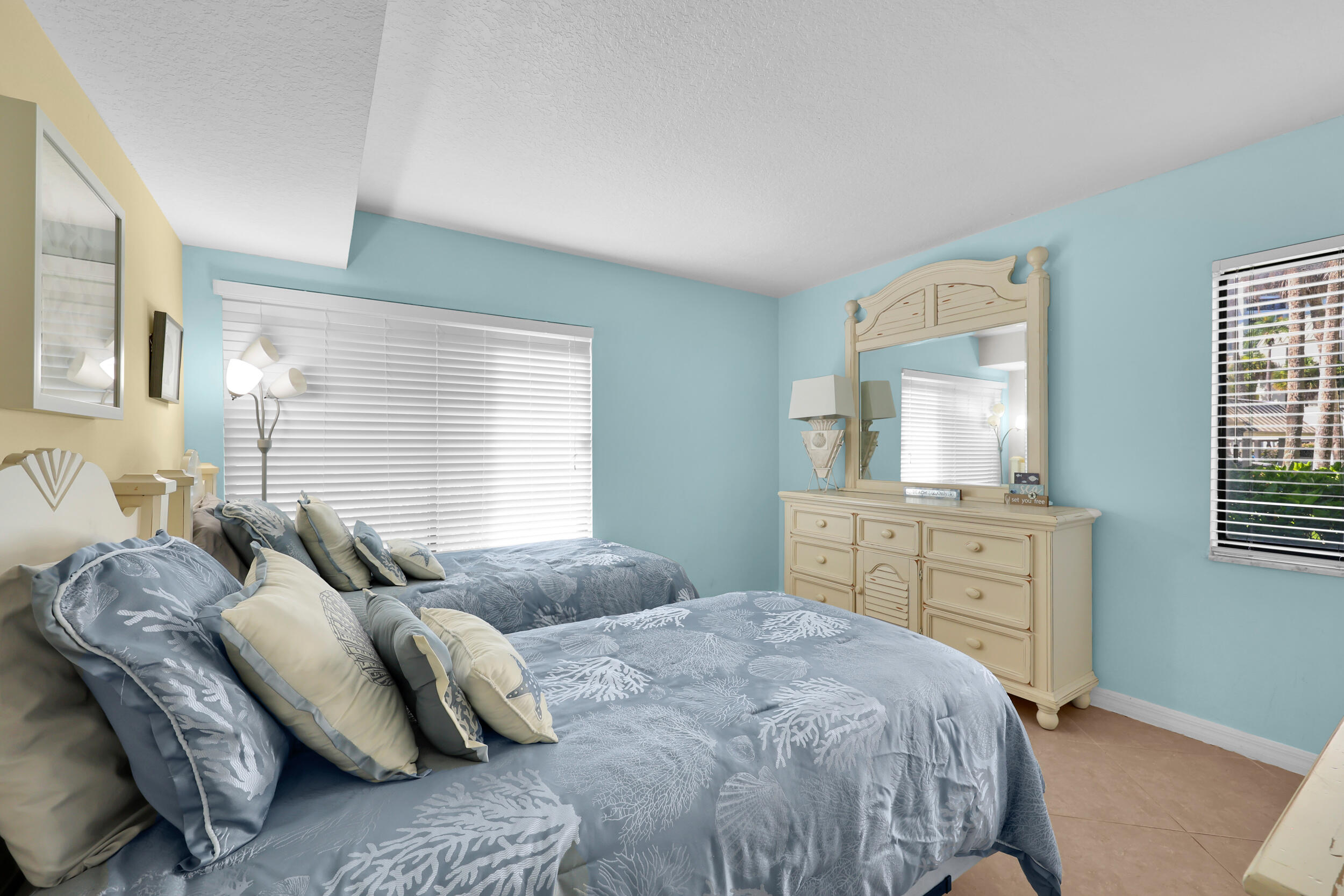 2400 S Ocean Drive 2215 Property Photo 21