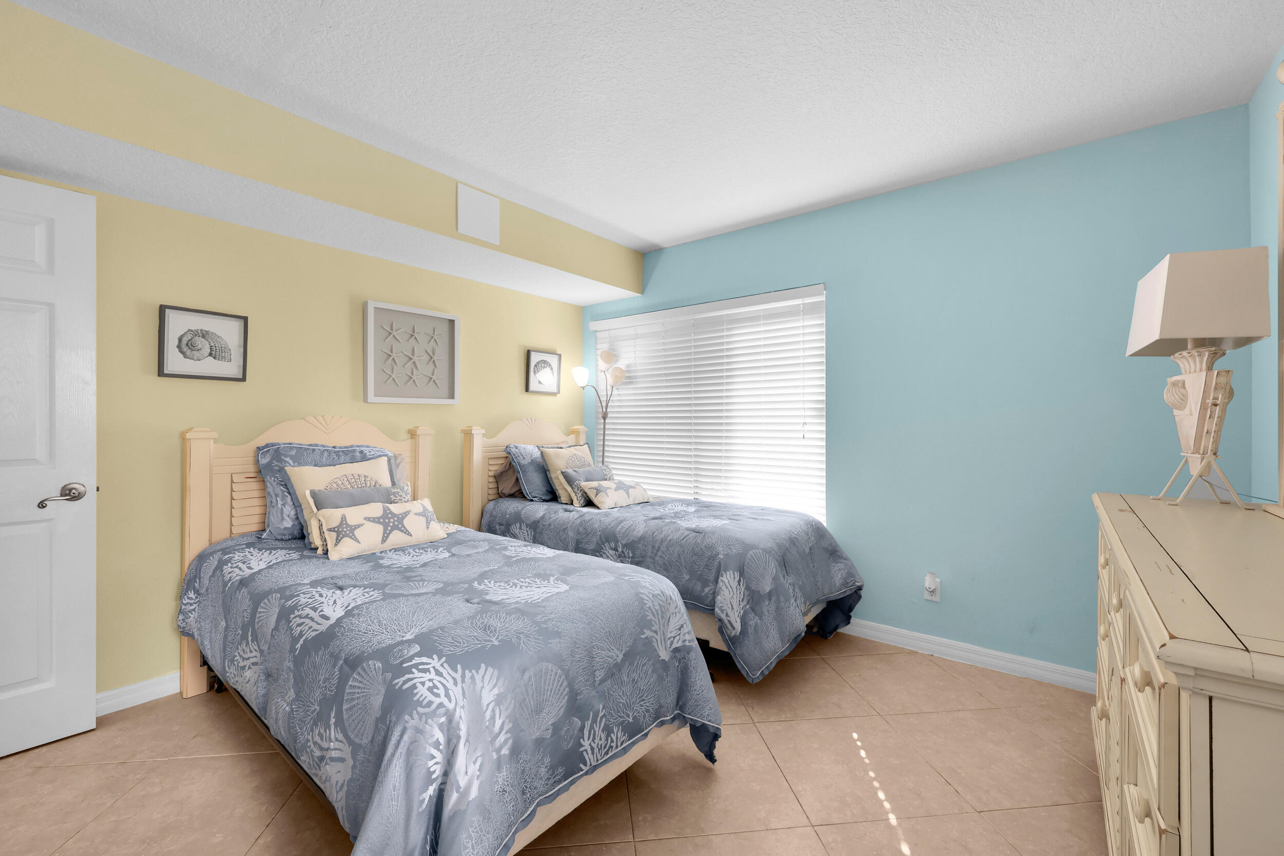 2400 S Ocean Drive 2215 Property Photo 22