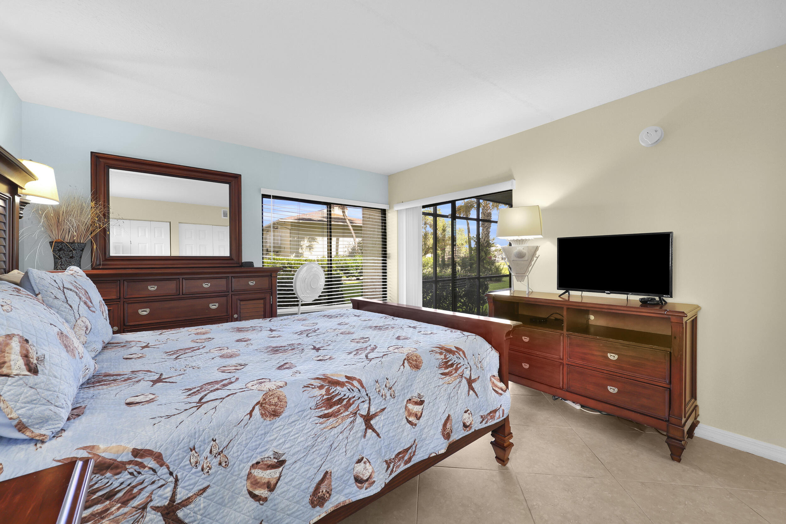 2400 S Ocean Drive 2215 Property Photo 26