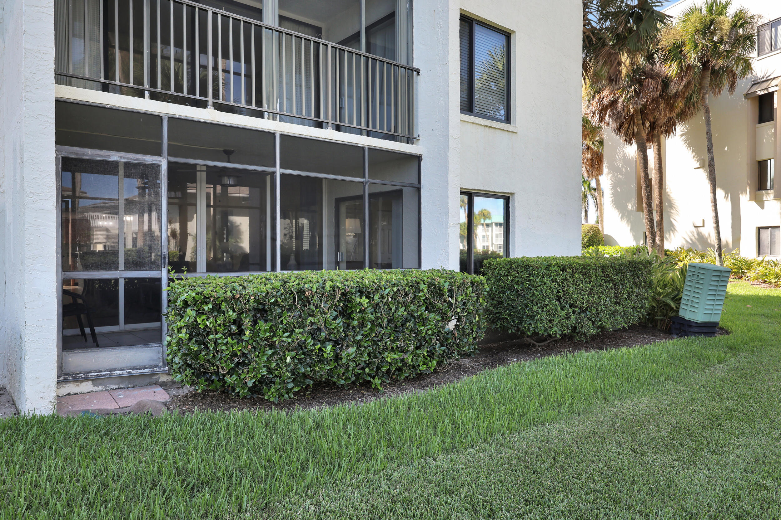 2400 S Ocean Drive 2215 Property Photo 32