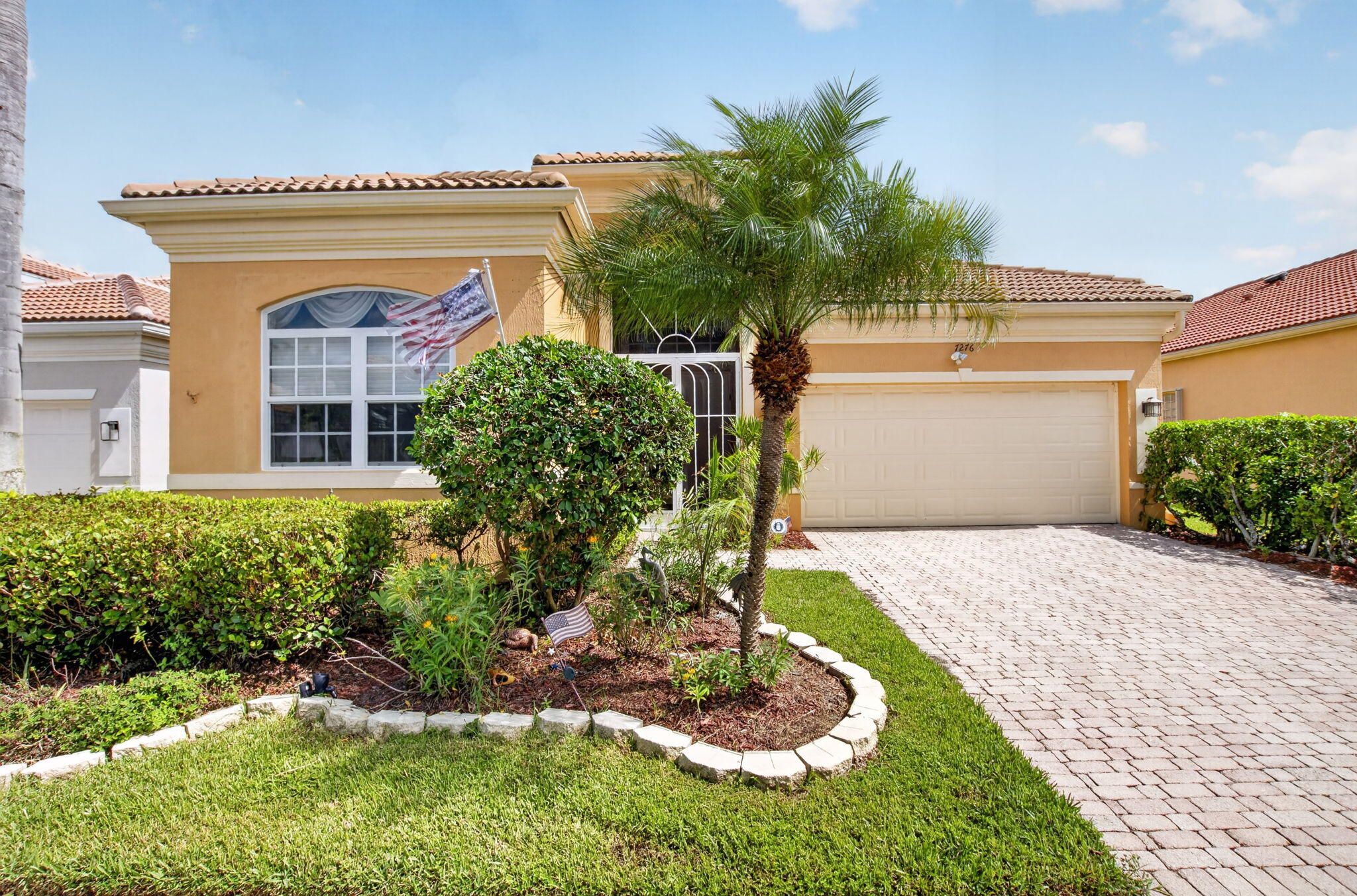 7276 DEMEDICI Circle