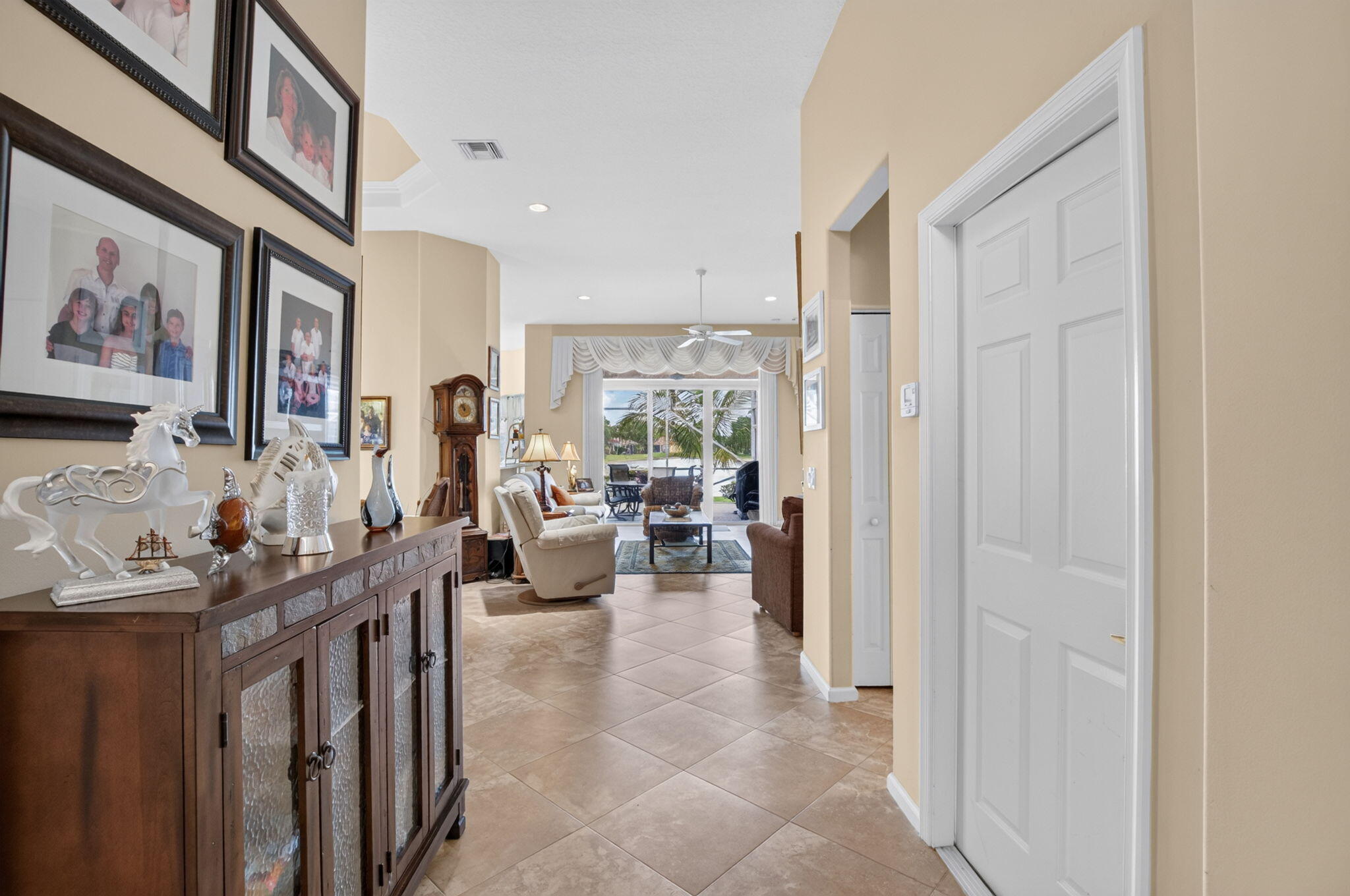 7276 Demedici Circle Property Photo 9