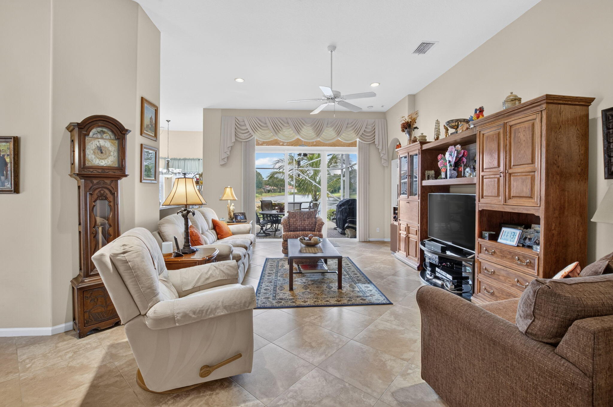 7276 Demedici Circle Property Photo 13