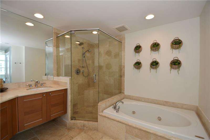 1819 Se 17th Street 804 Property Photo 16