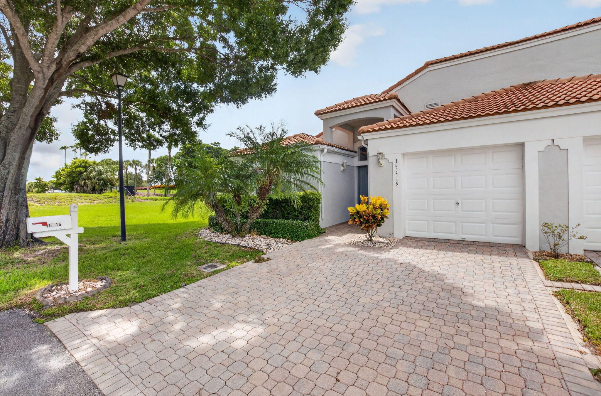 15415 Summer Lake Drive Property Photo 6