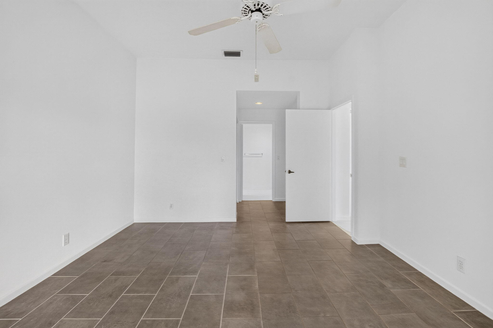 15415 Summer Lake Drive Property Photo 27