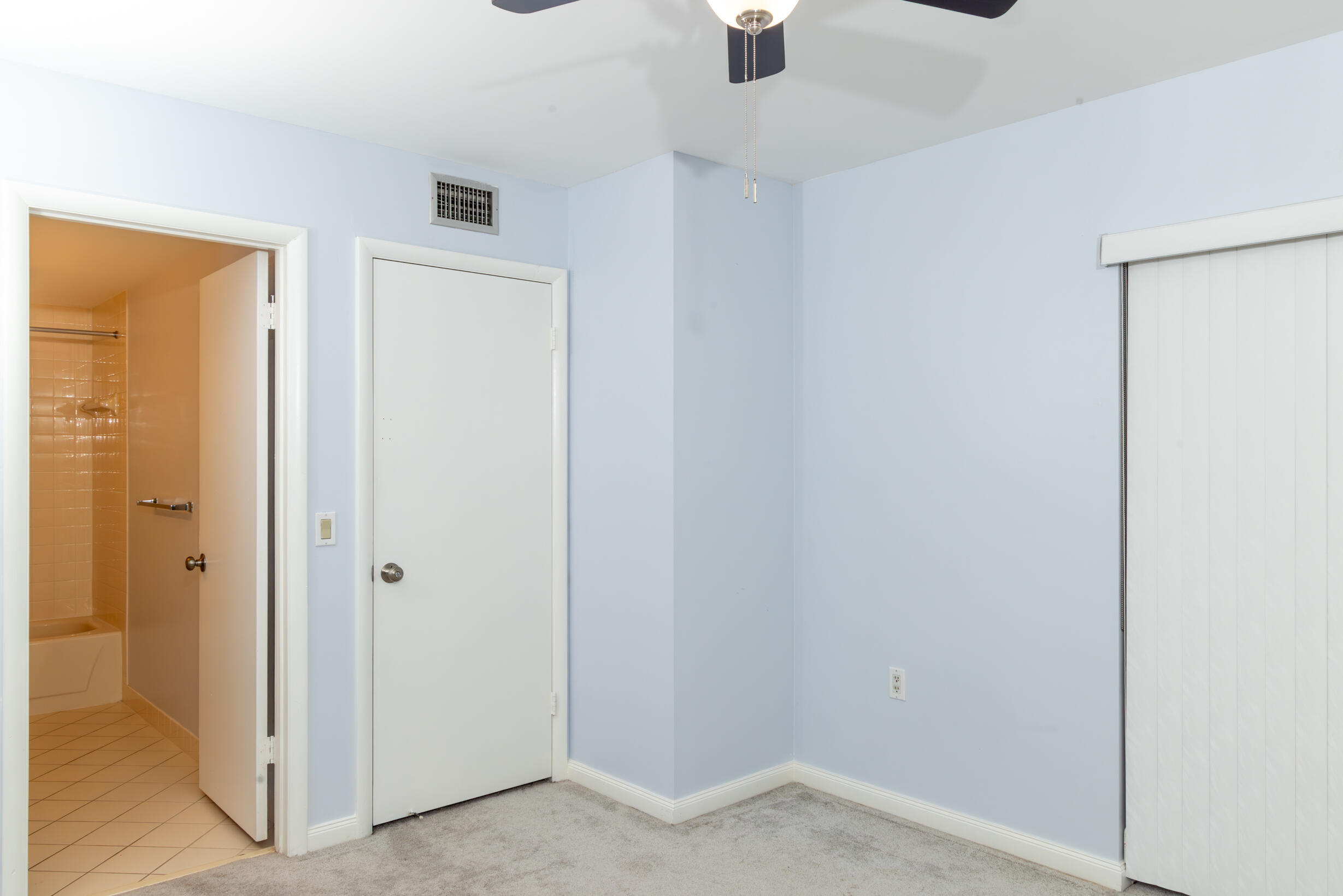 7406 74th Way Property Photo 28