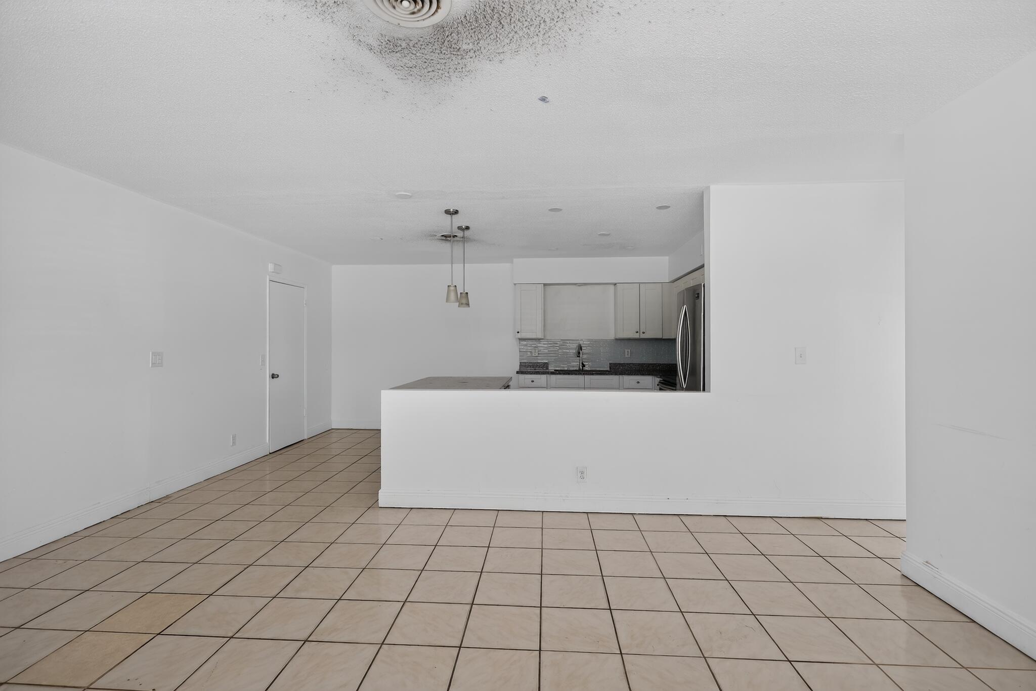 5845 Arthur Street Property Photo 8