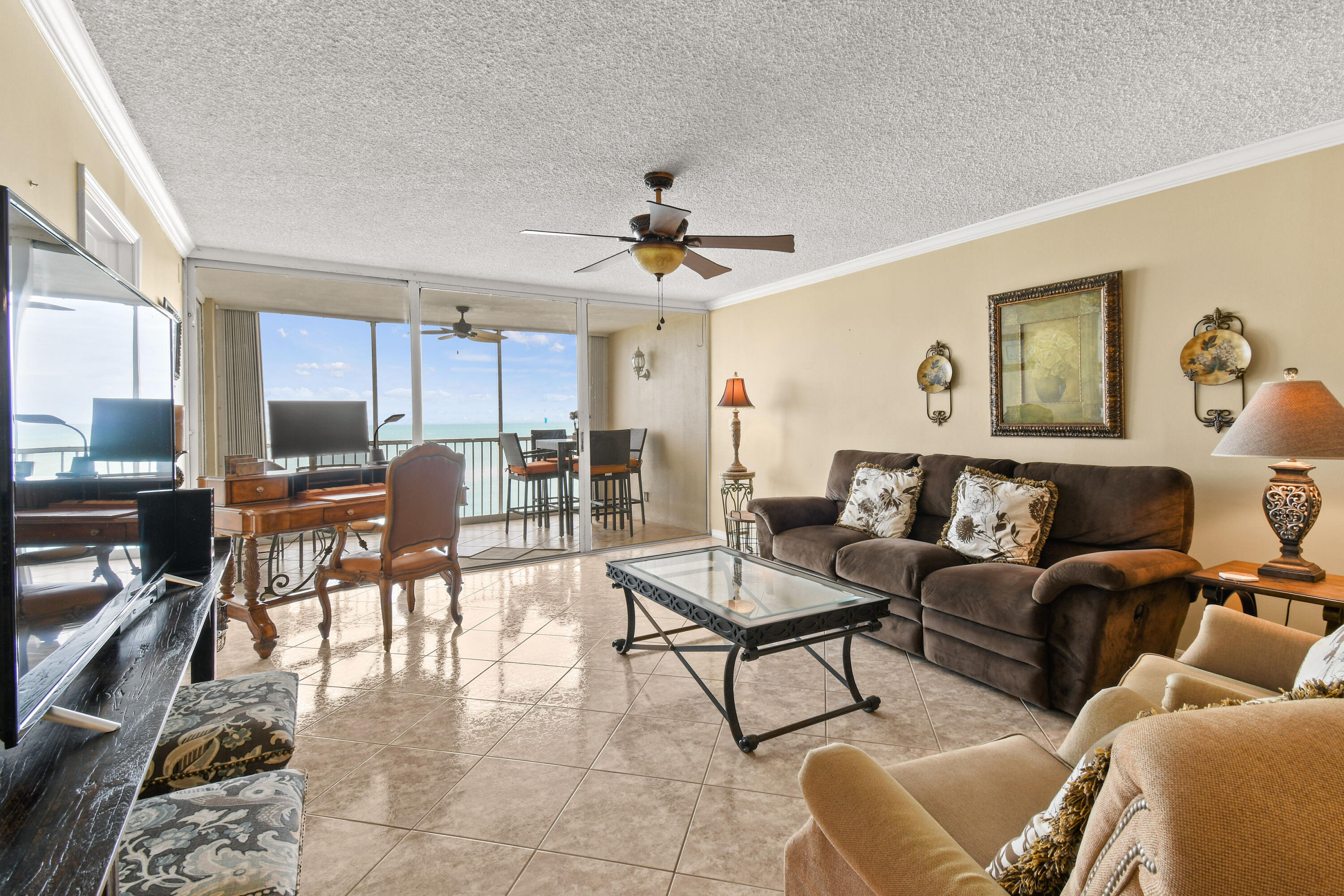 840 Ocean Drive 404 Property Photo 16