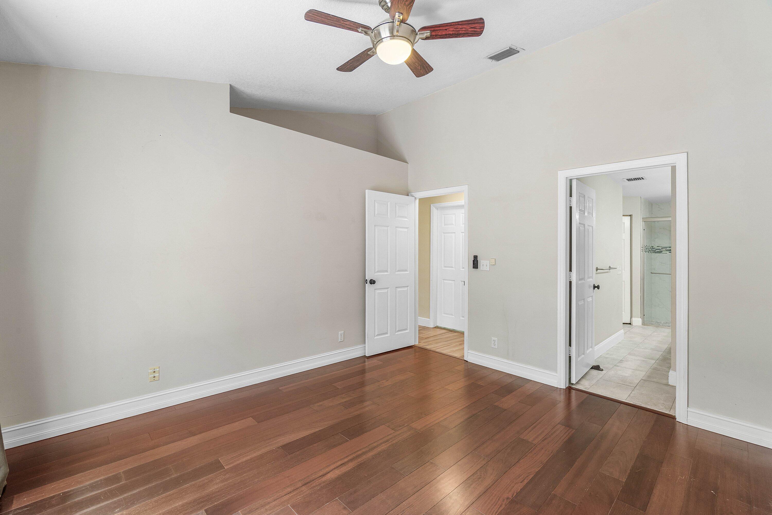1215 E Lancewood Place Property Photo 20