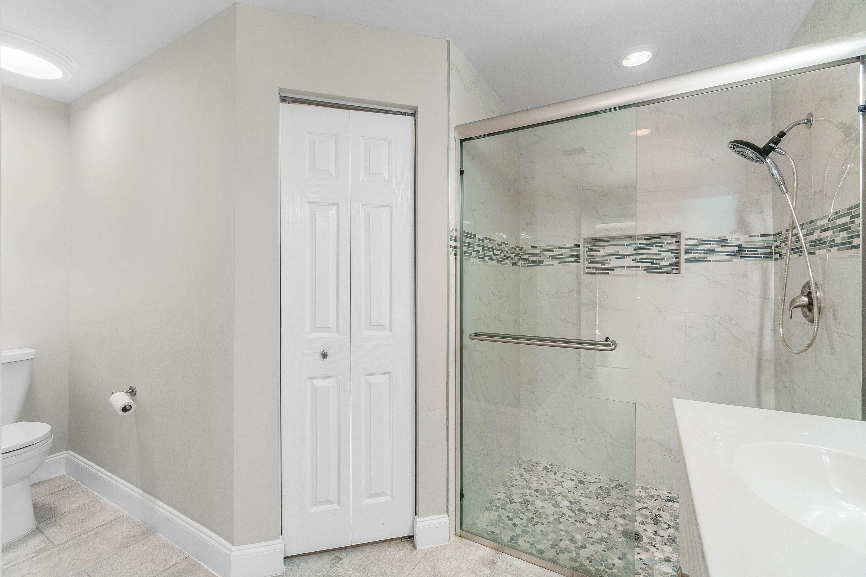 1215 E Lancewood Place Property Photo 22