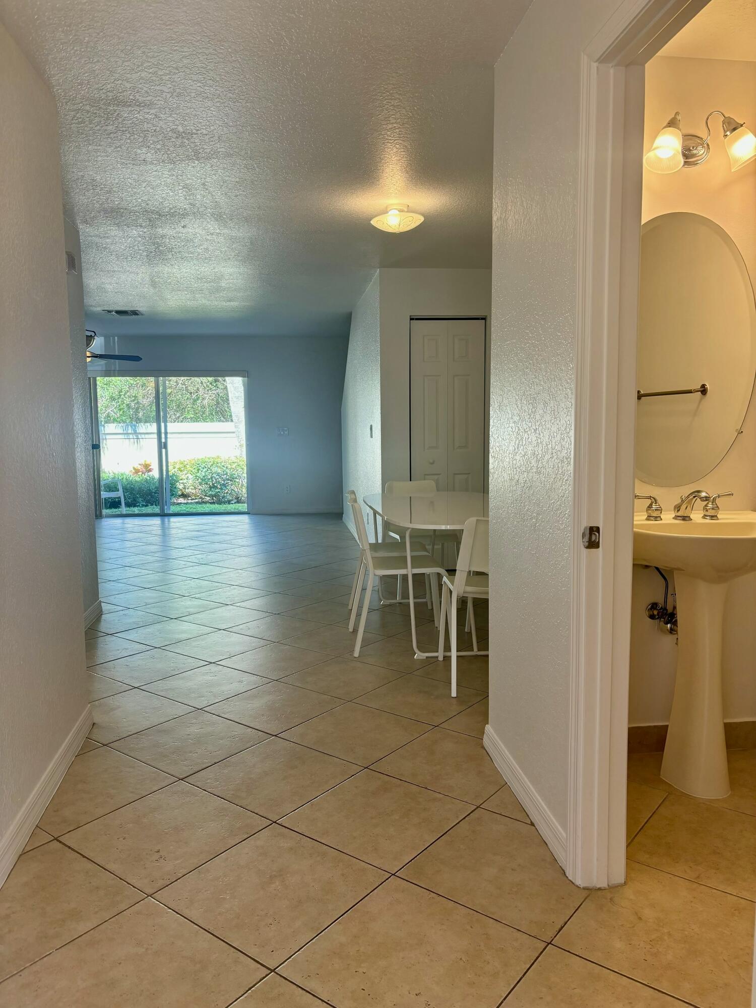 22162 Majestic Woods Way Property Photo 6