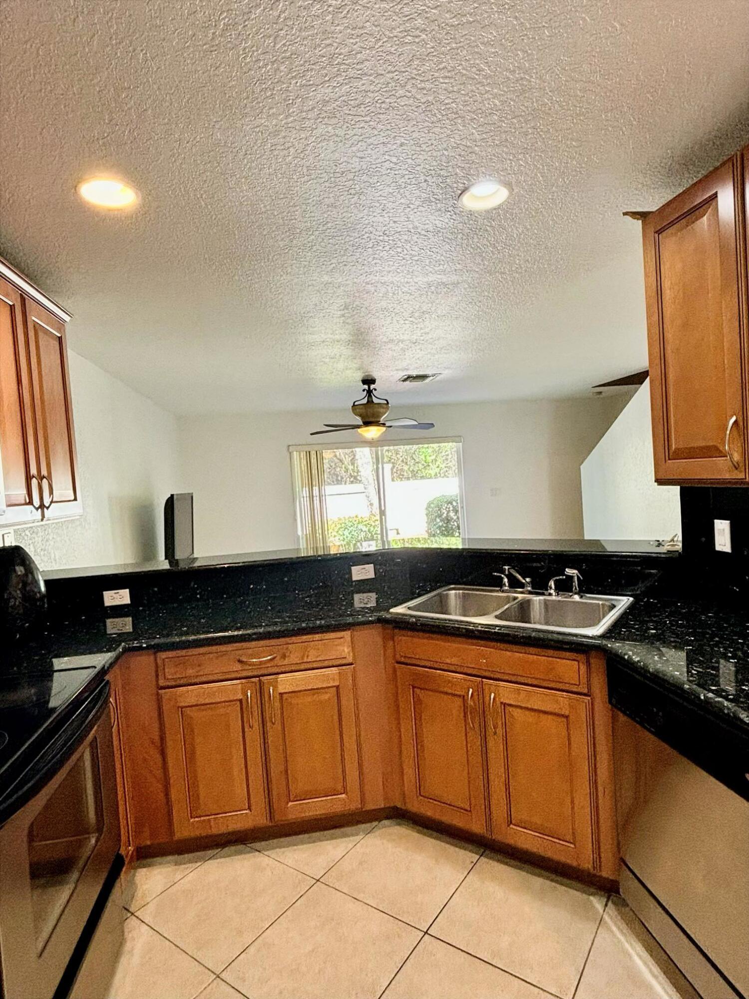 22162 Majestic Woods Way Property Photo 11