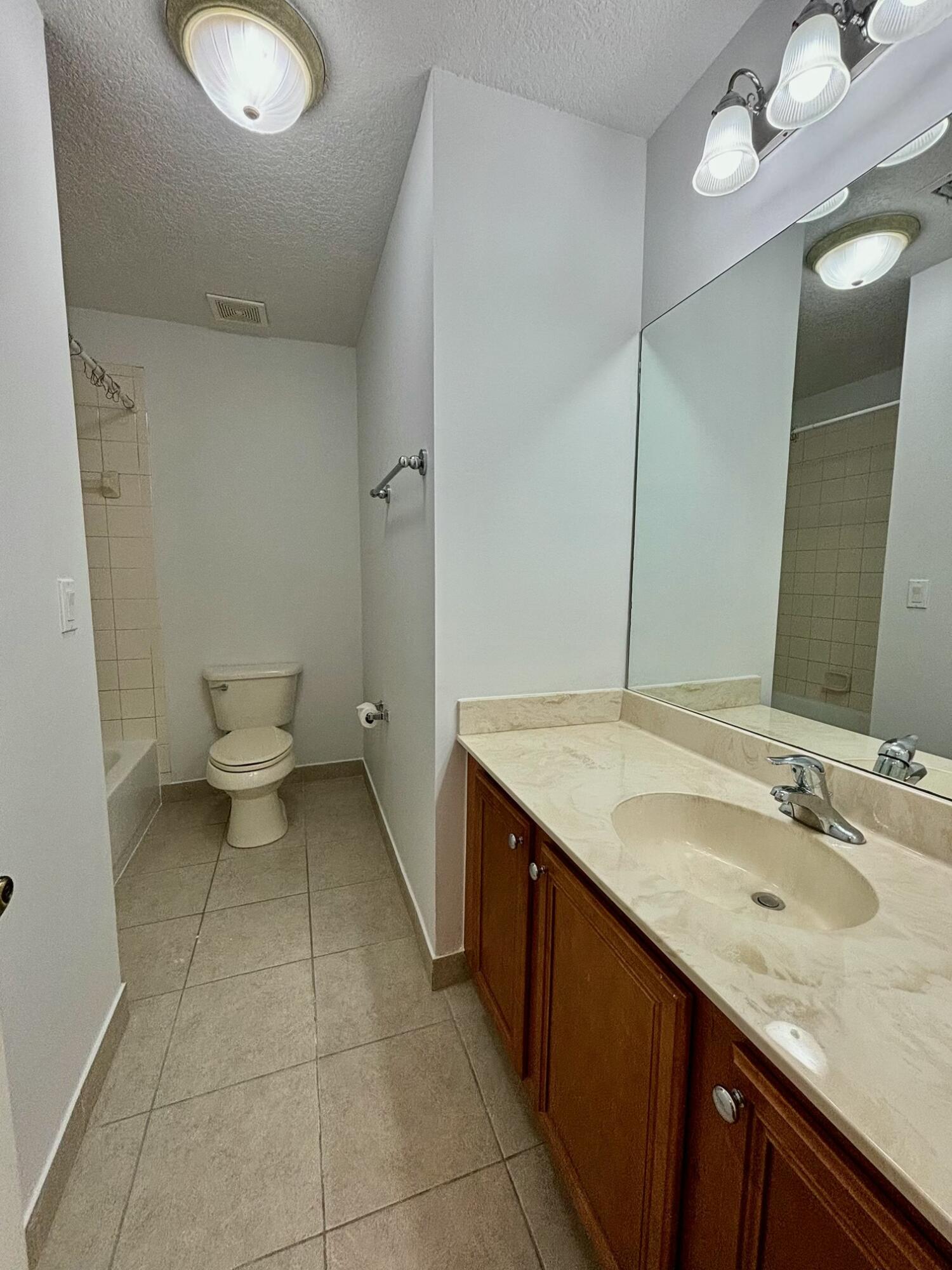 22162 Majestic Woods Way Property Photo 19