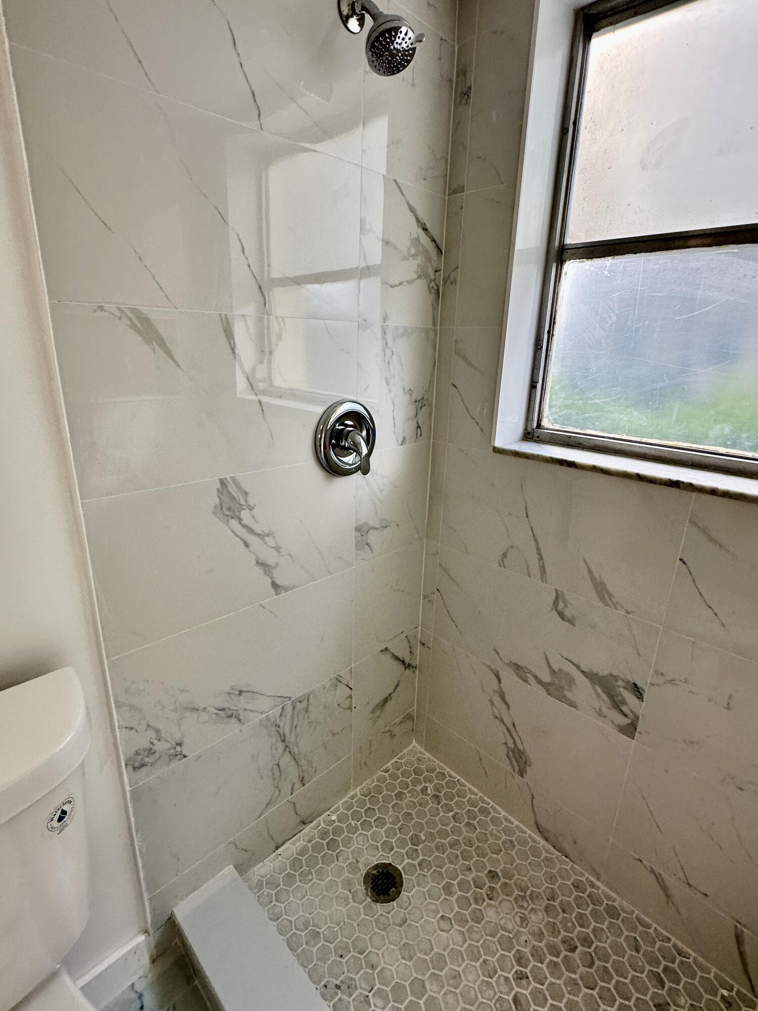 23099 Barwood Lane N 109 Property Photo 8