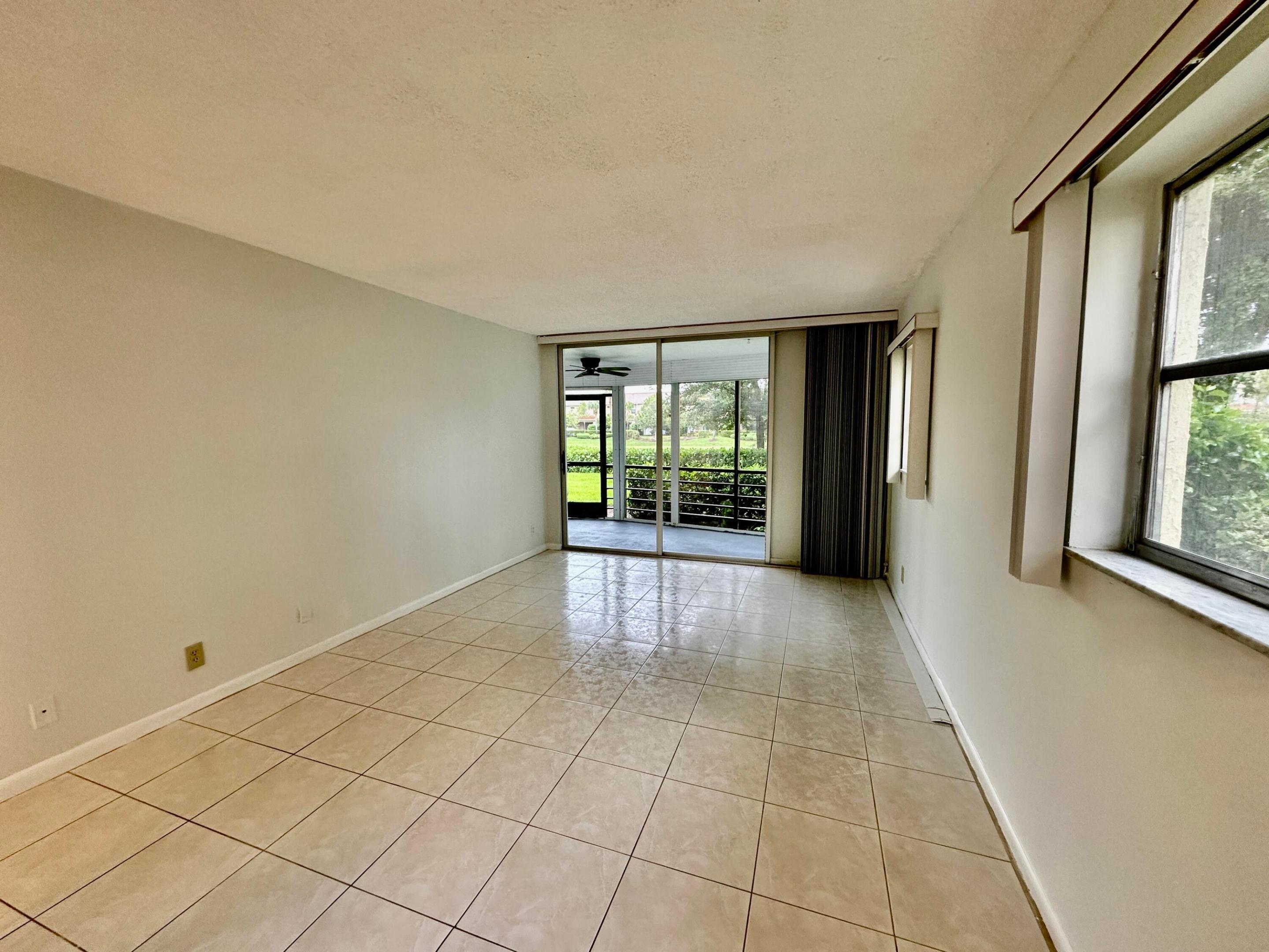 23099 Barwood Lane N 109 Property Photo 14