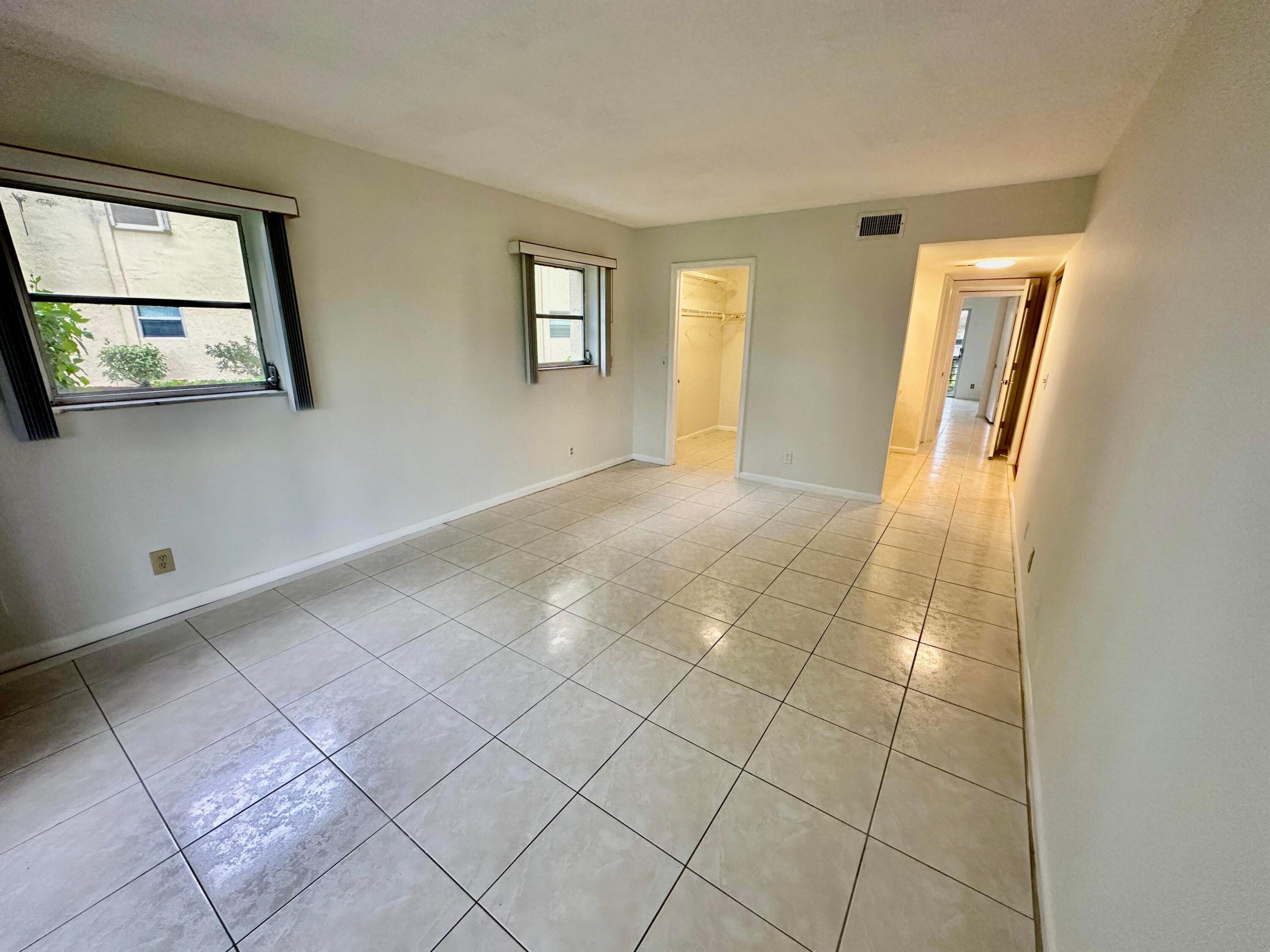 23099 Barwood Lane N 109 Property Photo 15