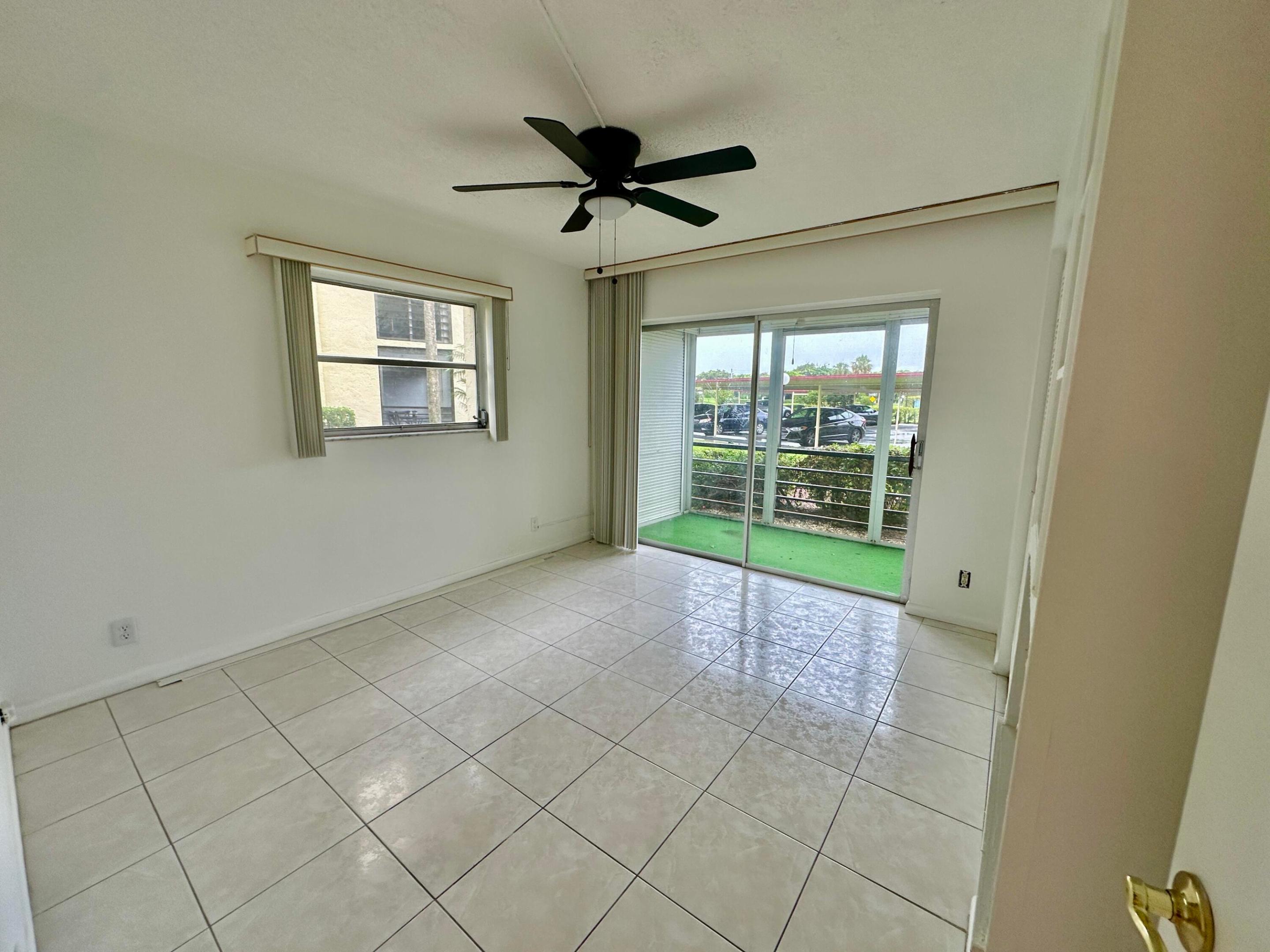 23099 Barwood Lane N 109 Property Photo 18