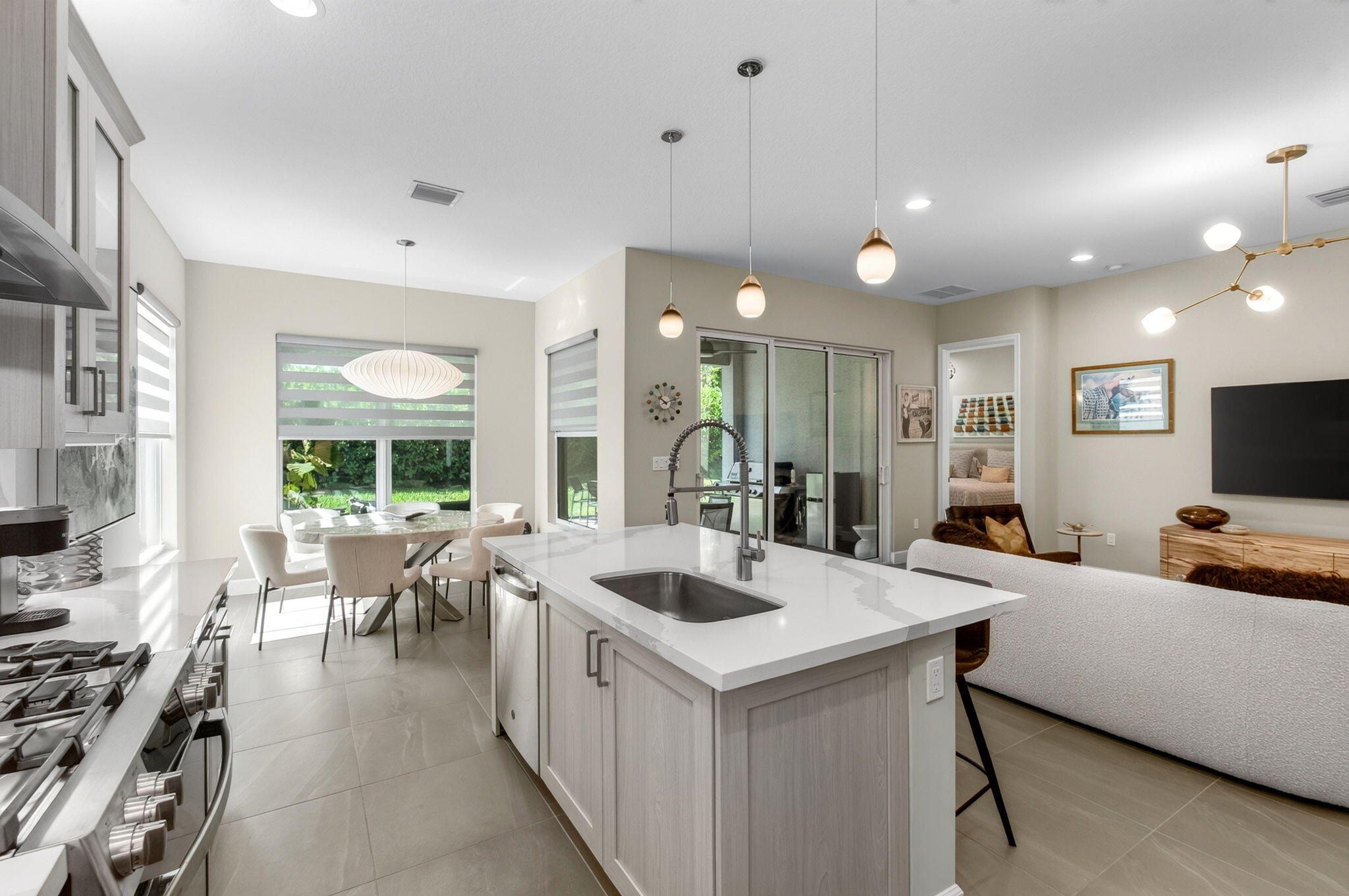 9298 Great Springs Drive Property Photo 17
