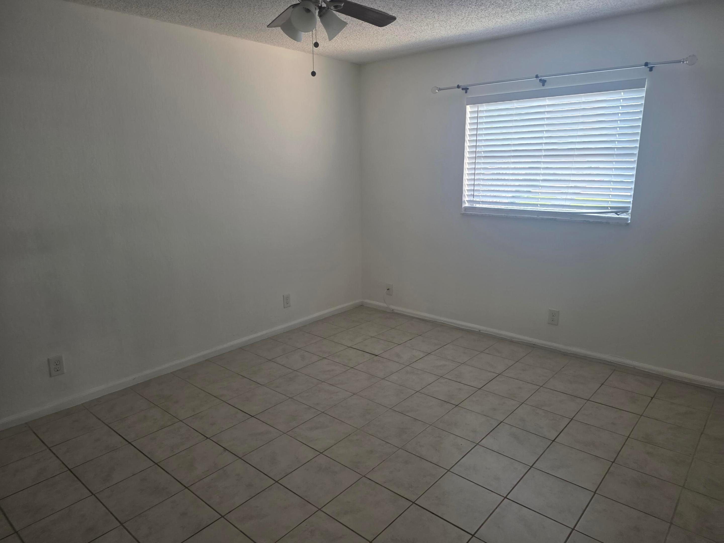 959 Se 2nd Avenue 226 Property Photo 5